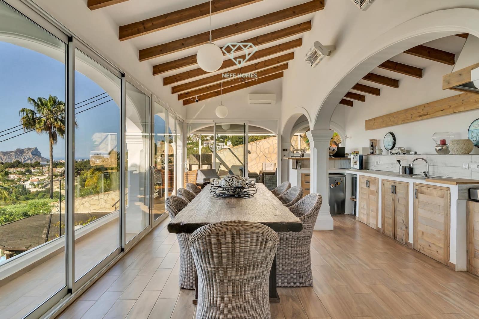 4 soveværelse Villa til salg i Moraira med swimmingpool garage - € 1.390.000 (Ref: 9003394)