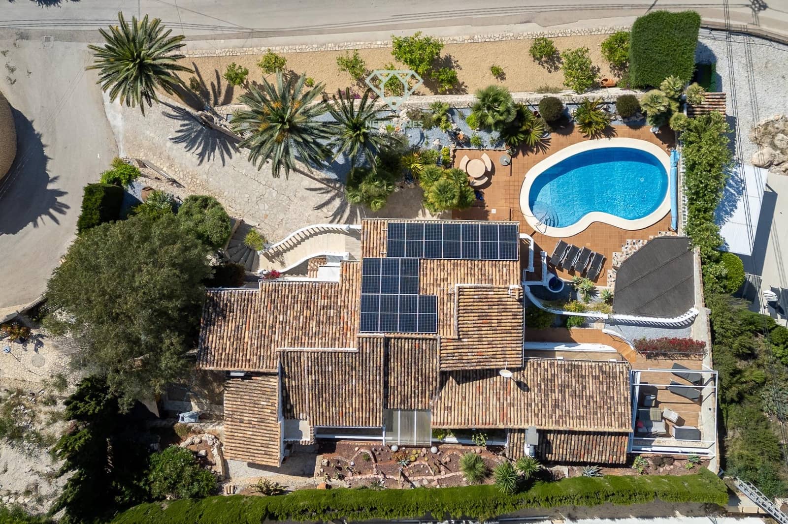 4 soveværelse Villa til salg i Moraira med swimmingpool garage - € 1.390.000 (Ref: 9003394)