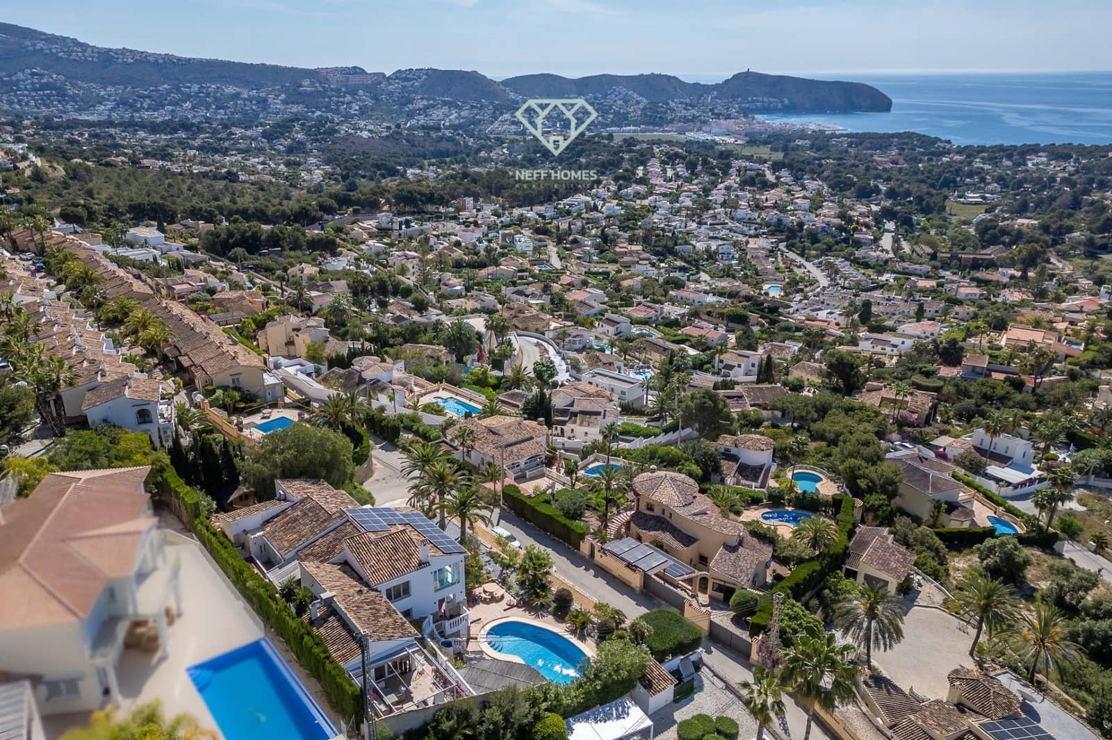 4 soveværelse Villa til salg i Moraira med swimmingpool garage - € 1.390.000 (Ref: 9003394)