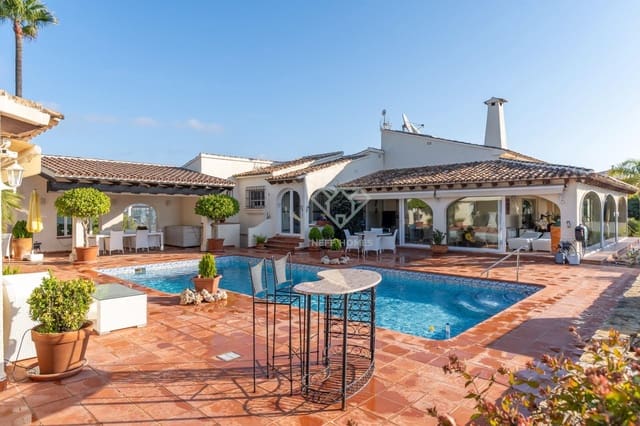 4 Zimmer Villa zu verkaufen in Moraira, Teulada-Moraira - 2.495.000 € (Ref: 9347646)
