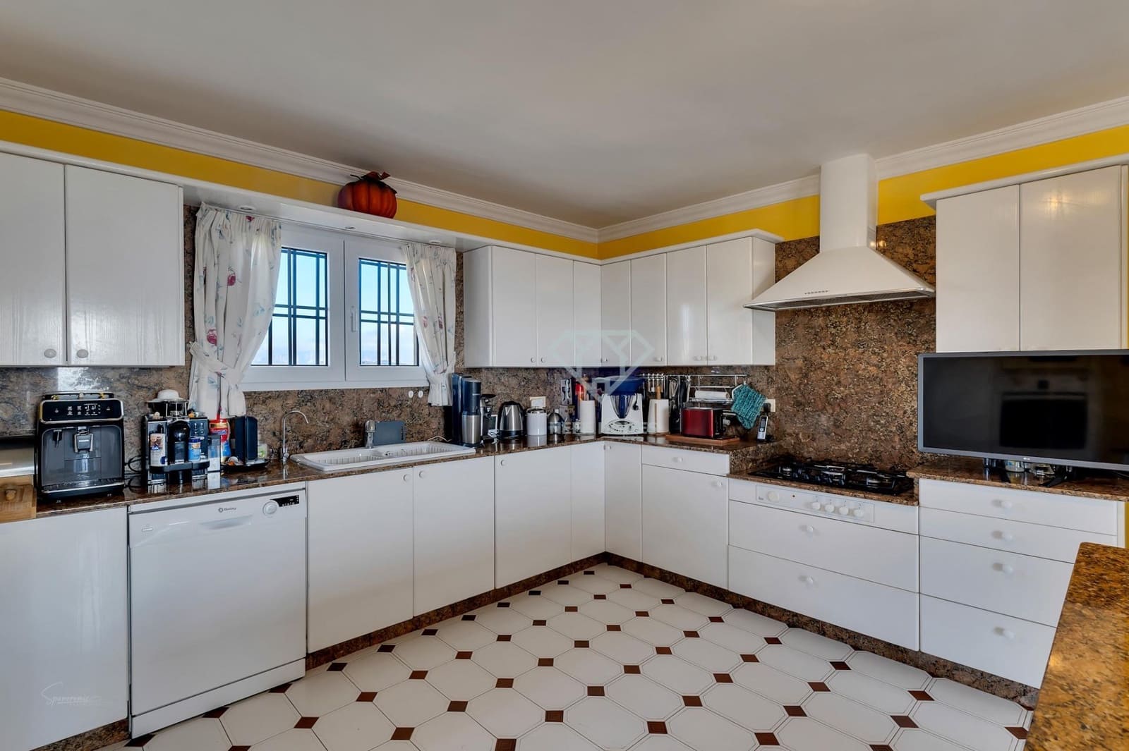 4 Zimmer Villa zu verkaufen in Moraira - 2.495.000 € (Ref: 9347646)