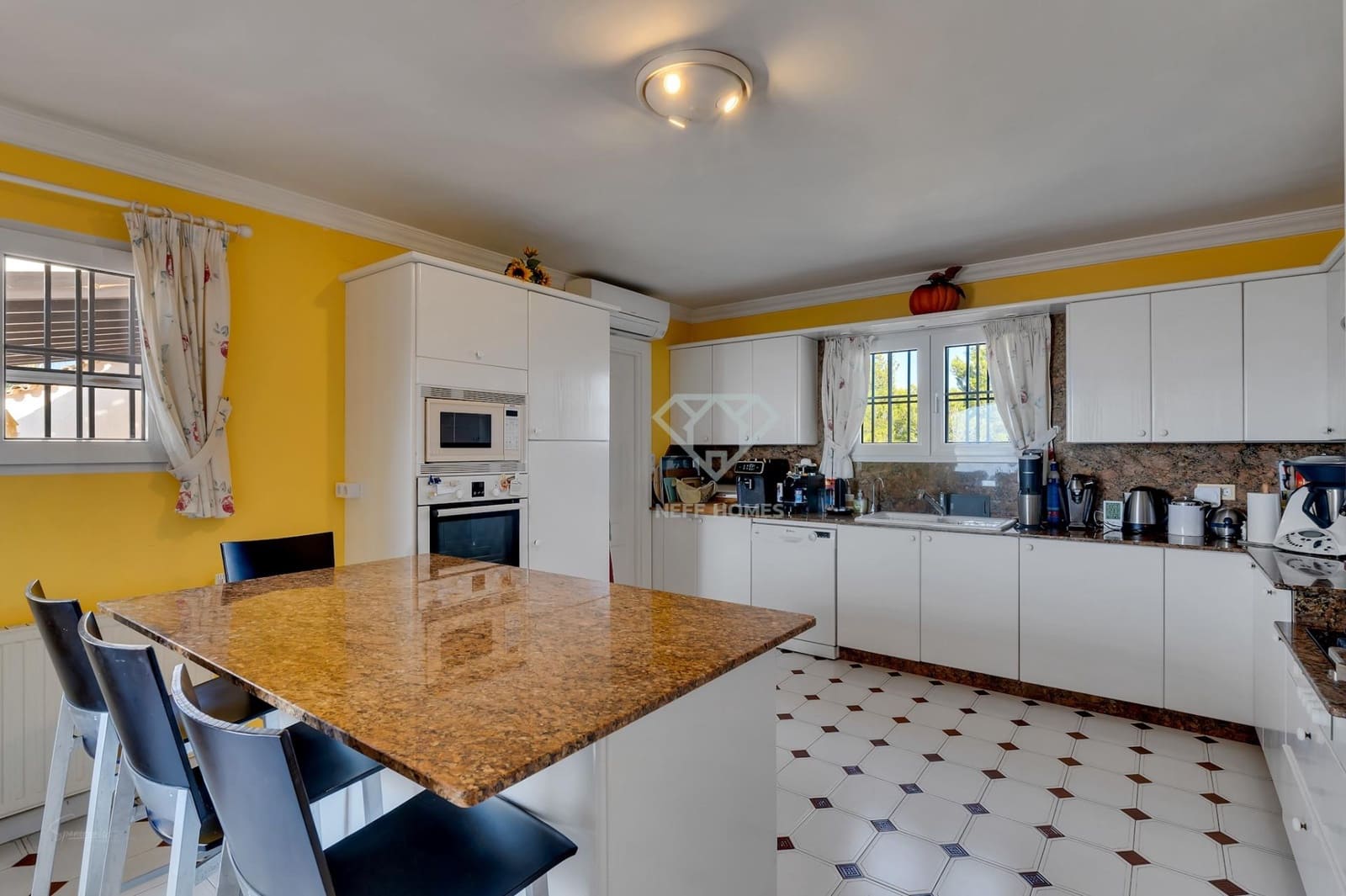 4 Zimmer Villa zu verkaufen in Moraira - 2.495.000 € (Ref: 9347646)