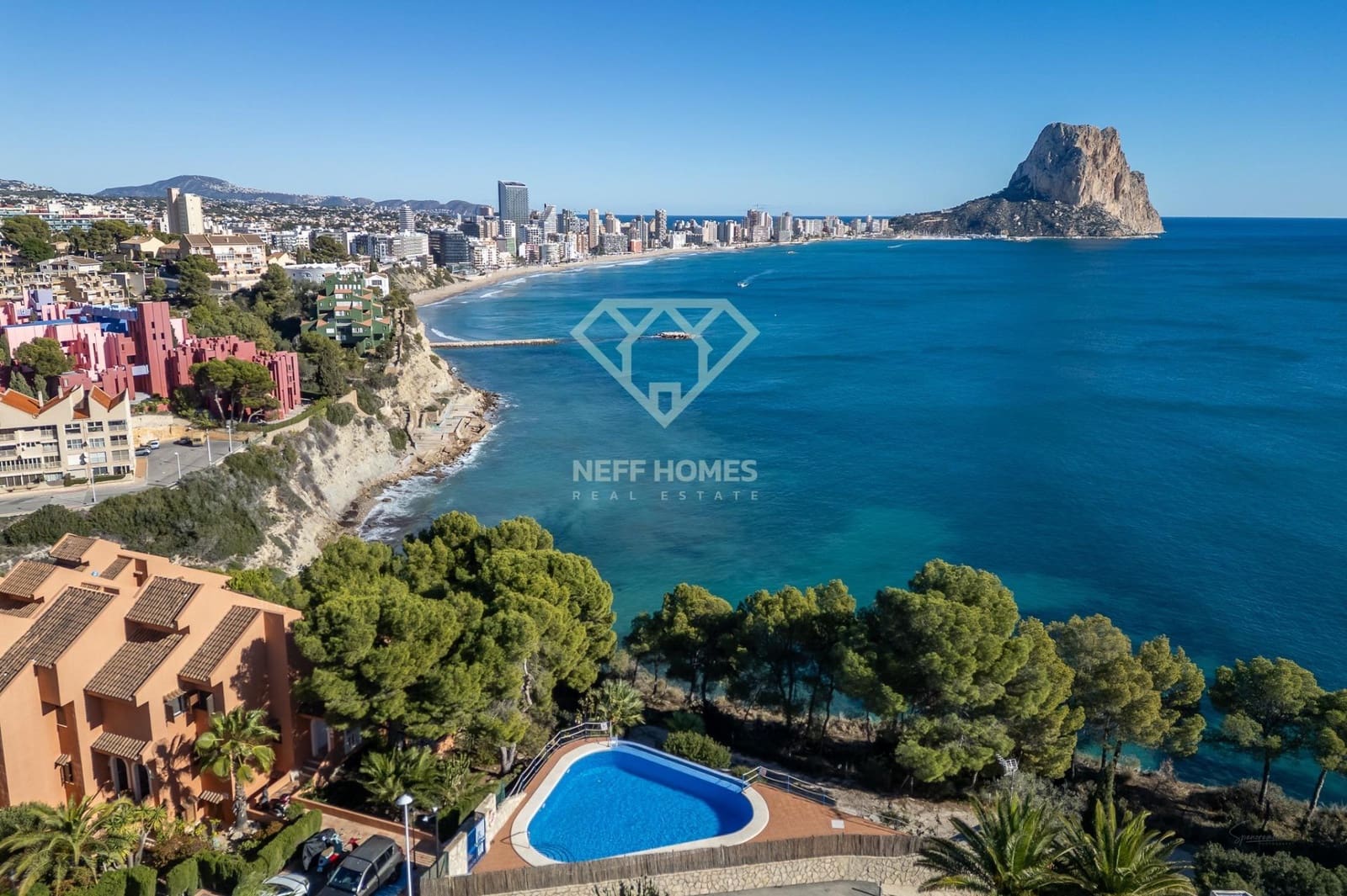 2 soverom Rekkehus til salgs i Calpe / Calp med svømmebasseng - € 305 000 (Ref: 9420013)