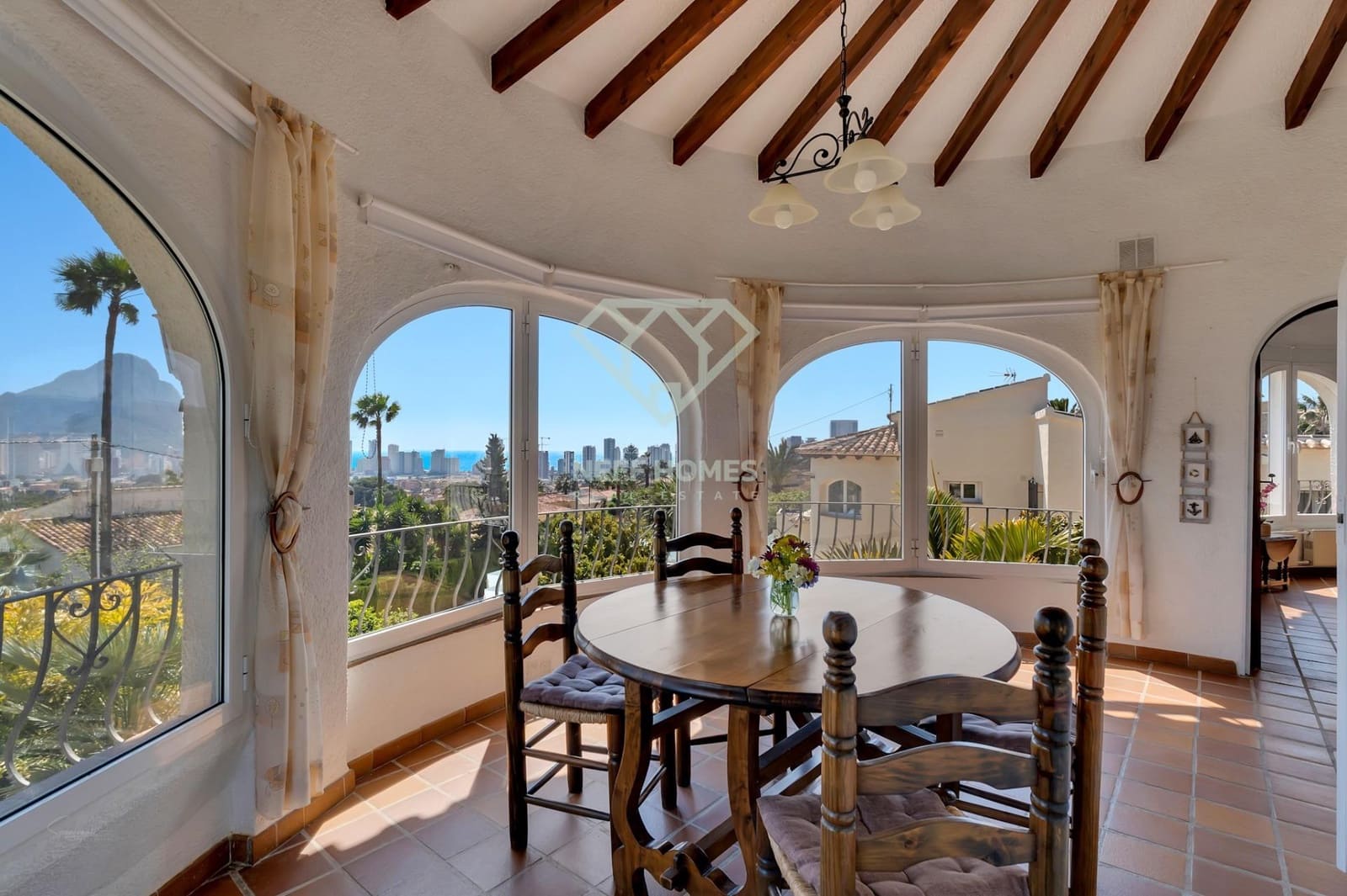 3 bedroom Villa for sale in Calpe / Calp with pool - € 640,000 (Ref: 9729368)