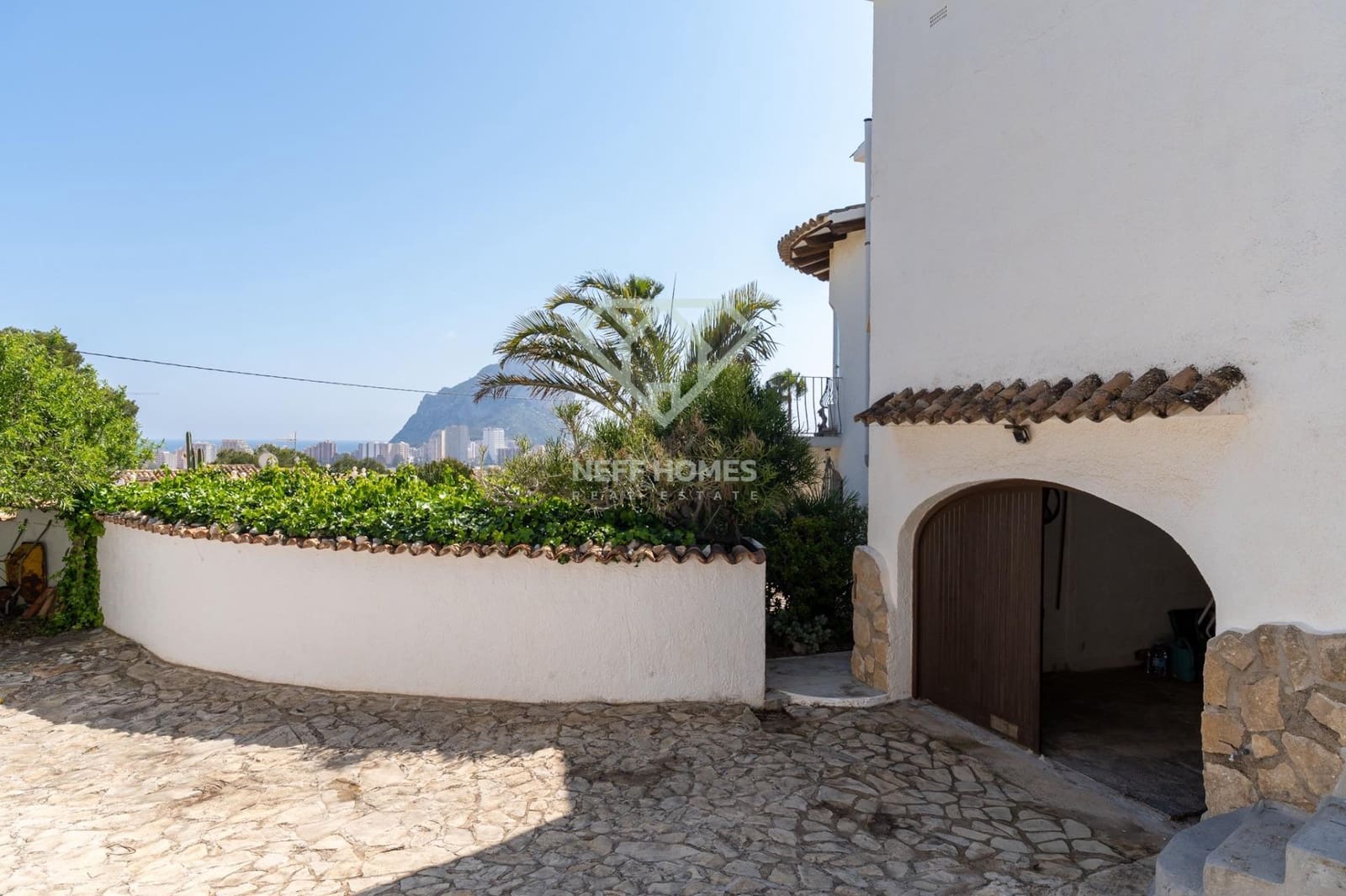 3 bedroom Villa for sale in Calpe / Calp with pool - € 640,000 (Ref: 9729368)