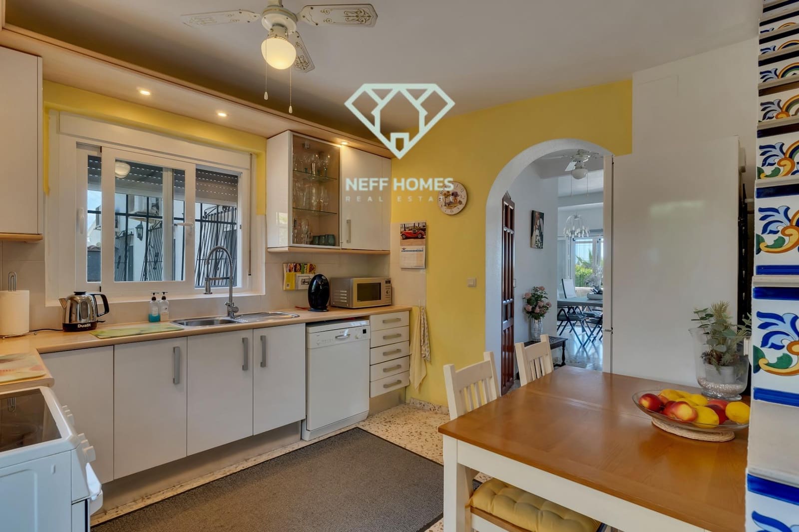 3 bedroom Villa for sale in Calpe / Calp with pool garage - € 530,000 (Ref: 9860291)