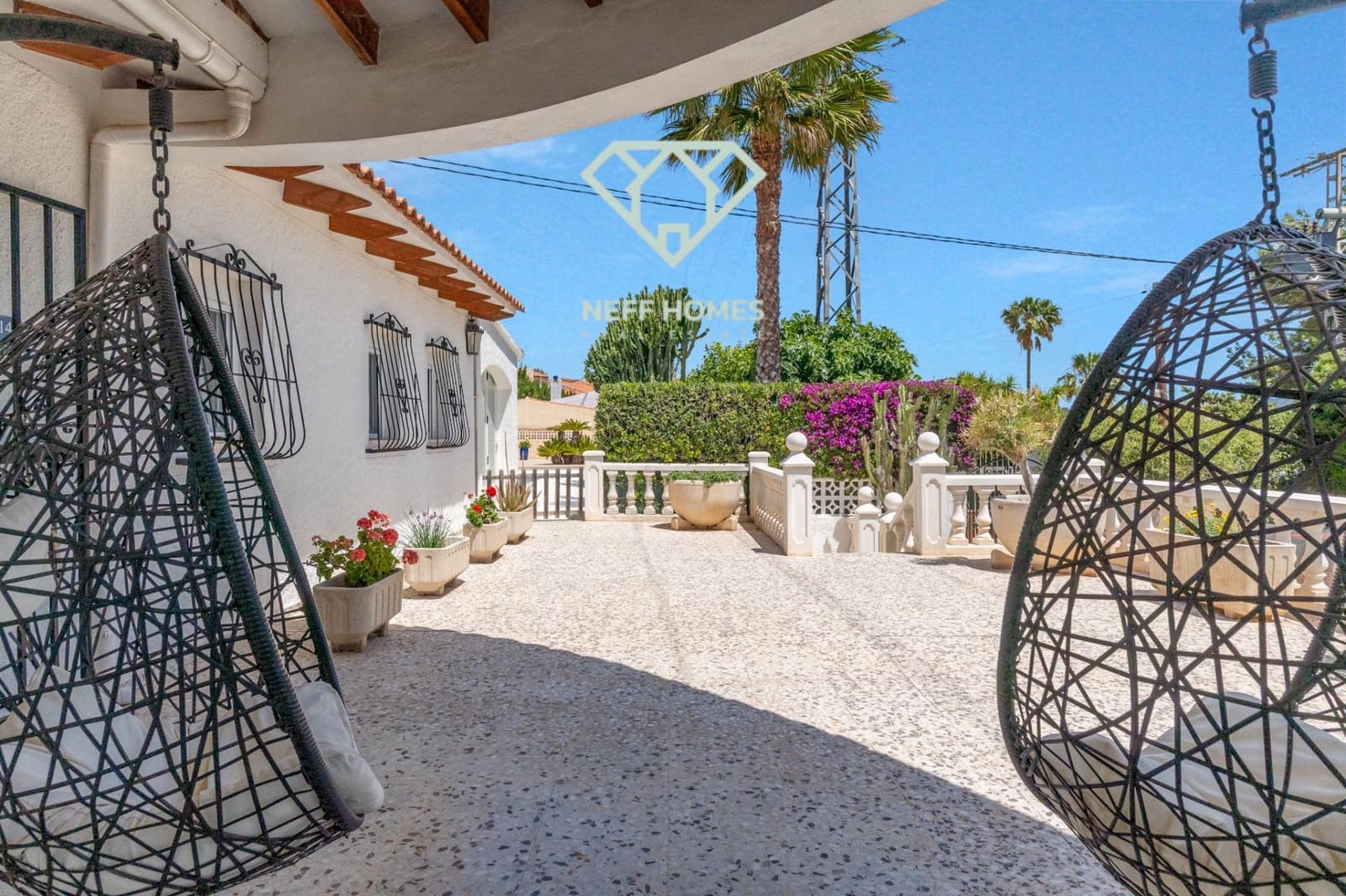 3 bedroom Villa for sale in Calpe / Calp with pool garage - € 530,000 (Ref: 9860291)