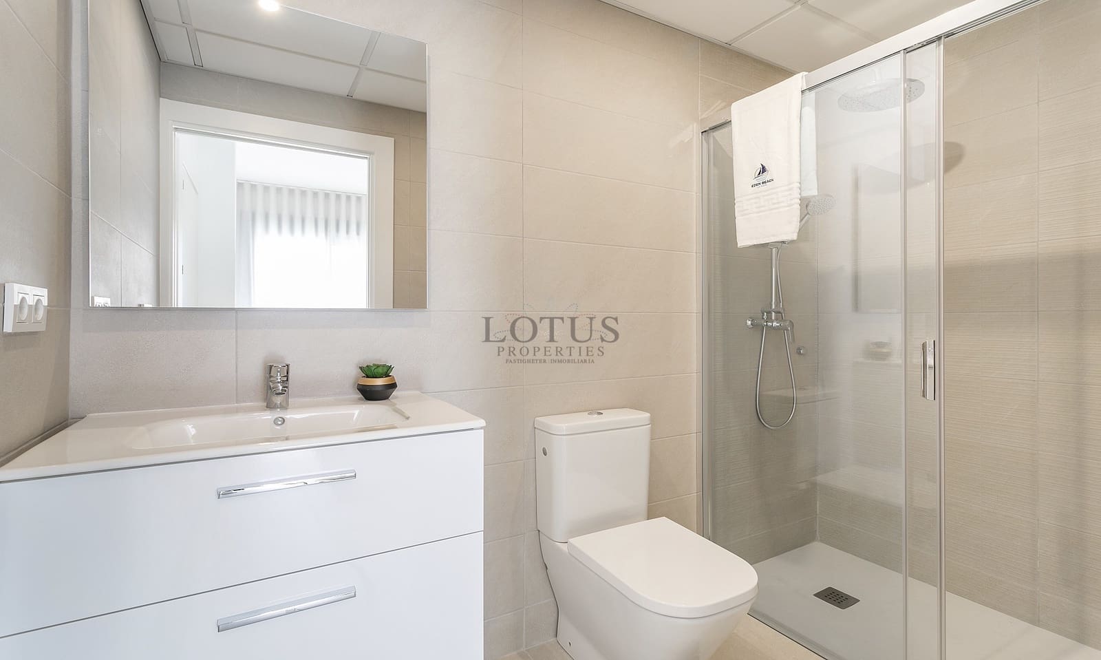 3 camera da letto Appartamento in vendita in Torrevieja con piscina garage - 295.000 € (Rif: 10039246)