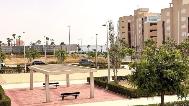 2 soverom Leilighet til salgs i Pueblo Latino, Pilar de la Horadada med svømmebasseng - € 289 900 (Ref: 10039248)
