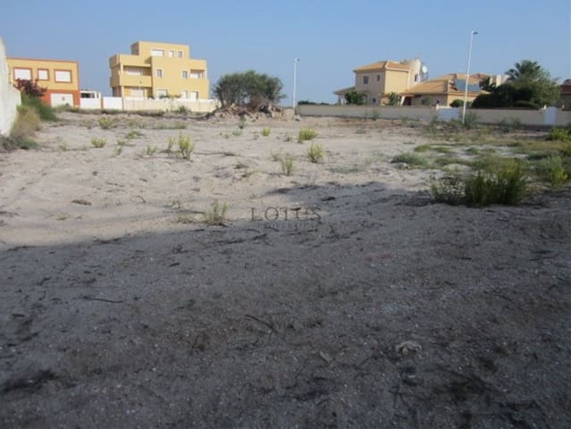 Moradia para venda em La Manga del Mar Menor com piscina - 115 000 € (Ref: 10054539)