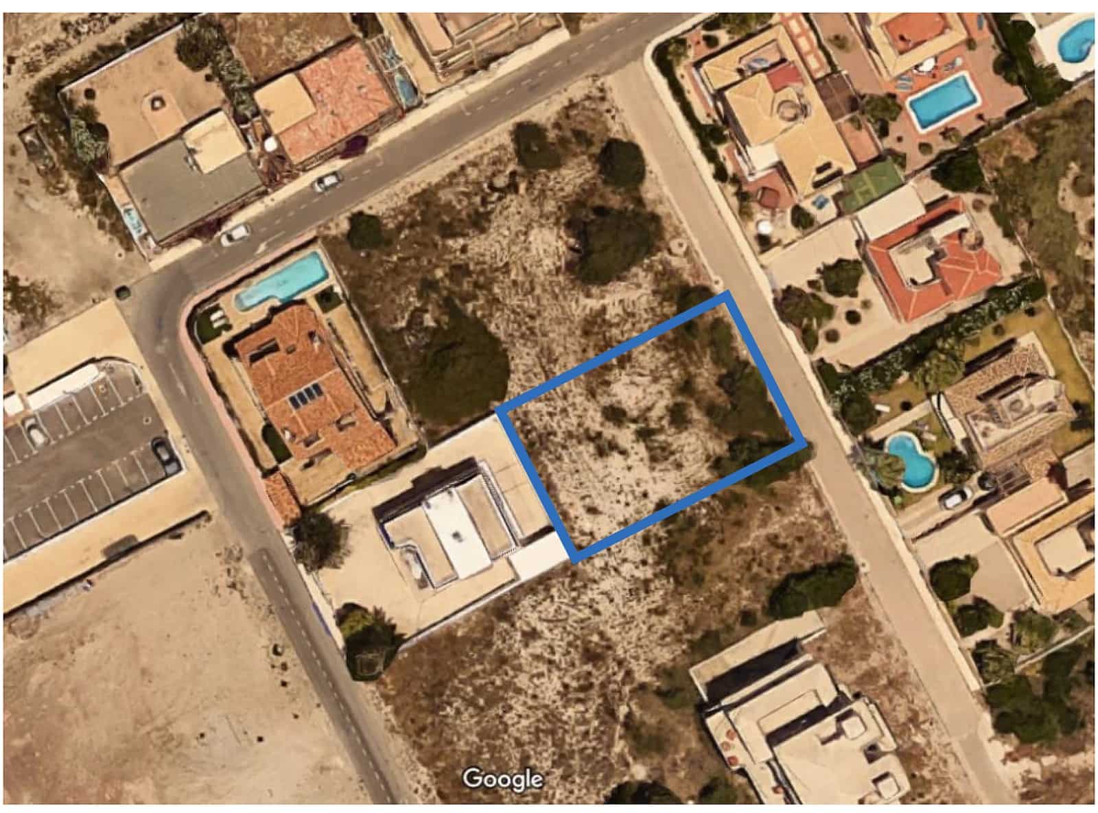 Moradia para venda em La Manga del Mar Menor com piscina - 115 000 € (Ref: 10054539)