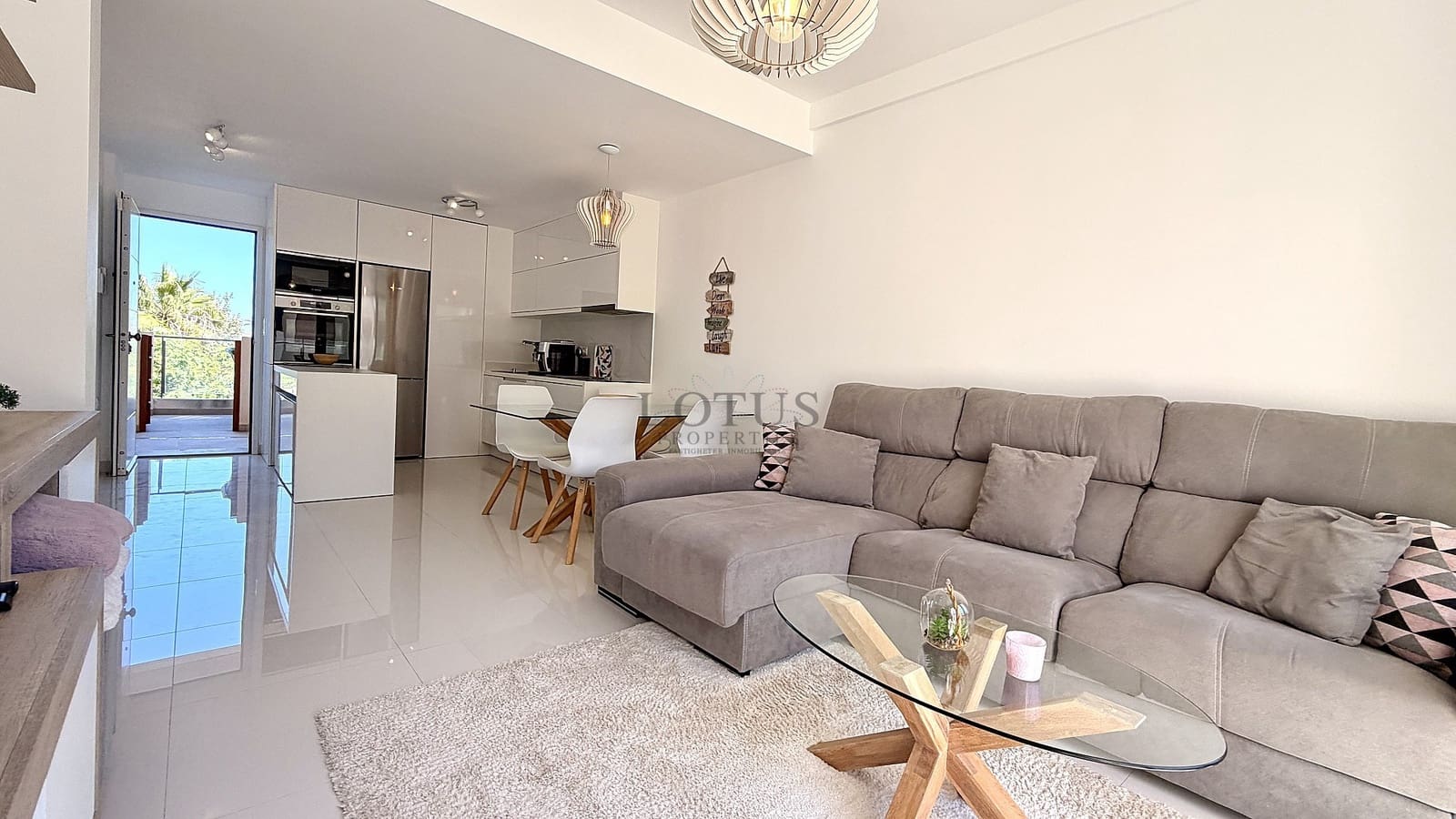 2 sovrum Lägenhet till salu i Pilar de la Horadada med pool - 289 900 € (Ref: 10076844)