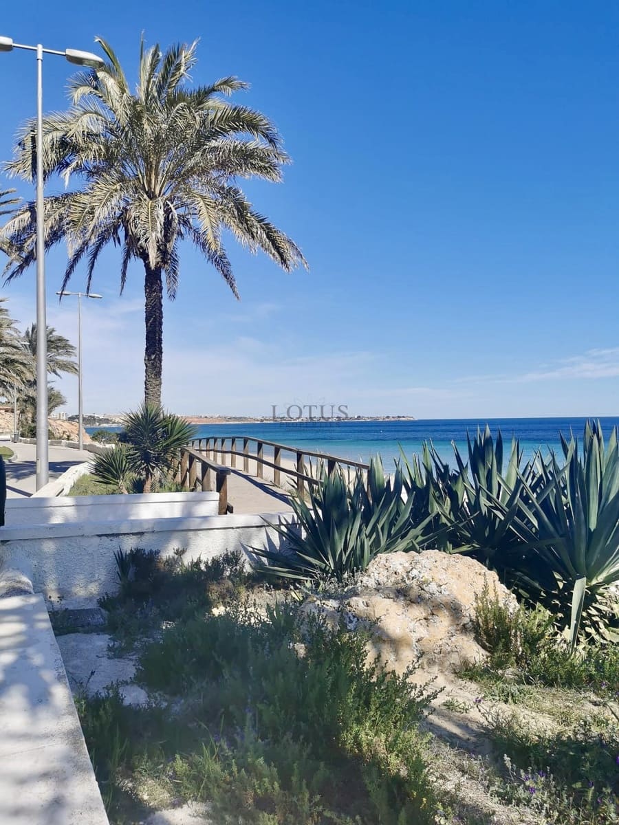 2 sovrum Lägenhet till salu i Pilar de la Horadada med pool - 289 900 € (Ref: 10076844)