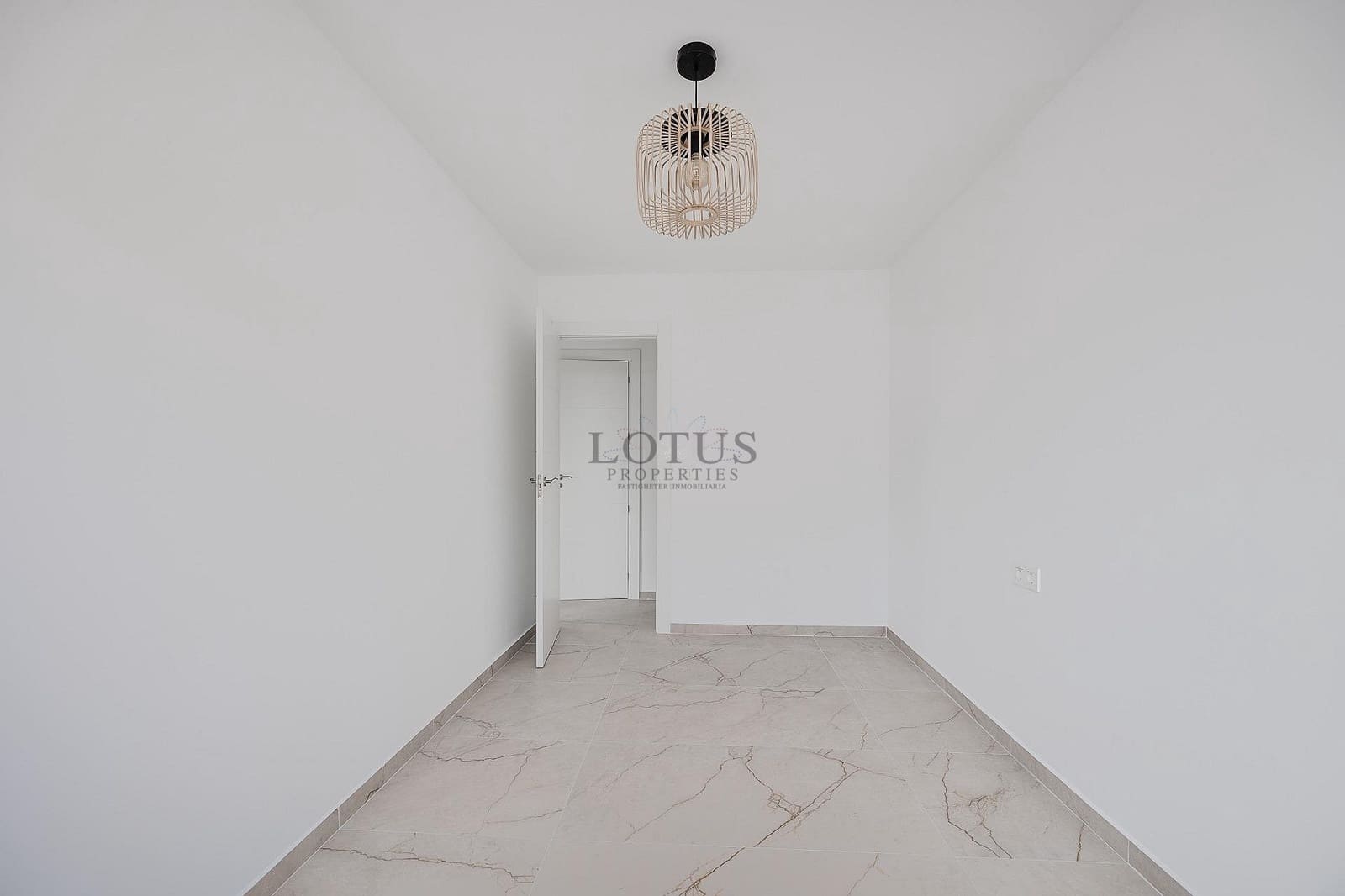 3 sovrum Takvåning till salu i Torrevieja med pool - 225 000 € (Ref: 10077315)