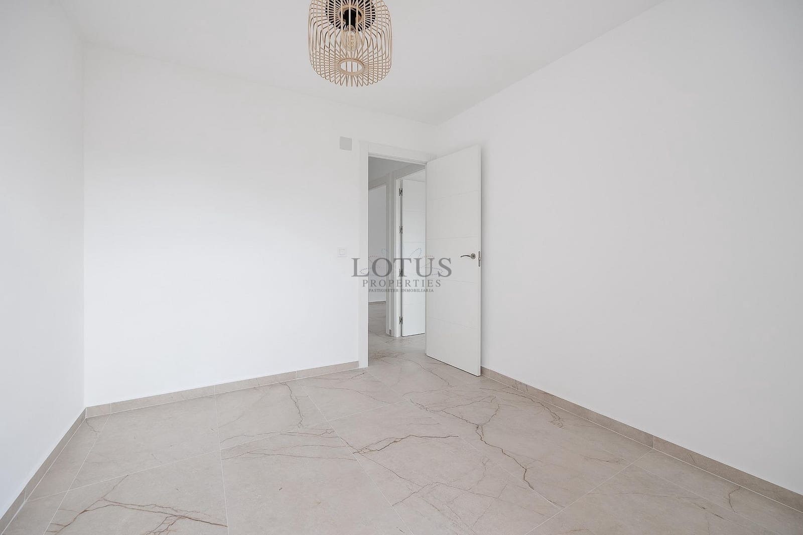 3 sovrum Takvåning till salu i Torrevieja med pool - 225 000 € (Ref: 10077315)