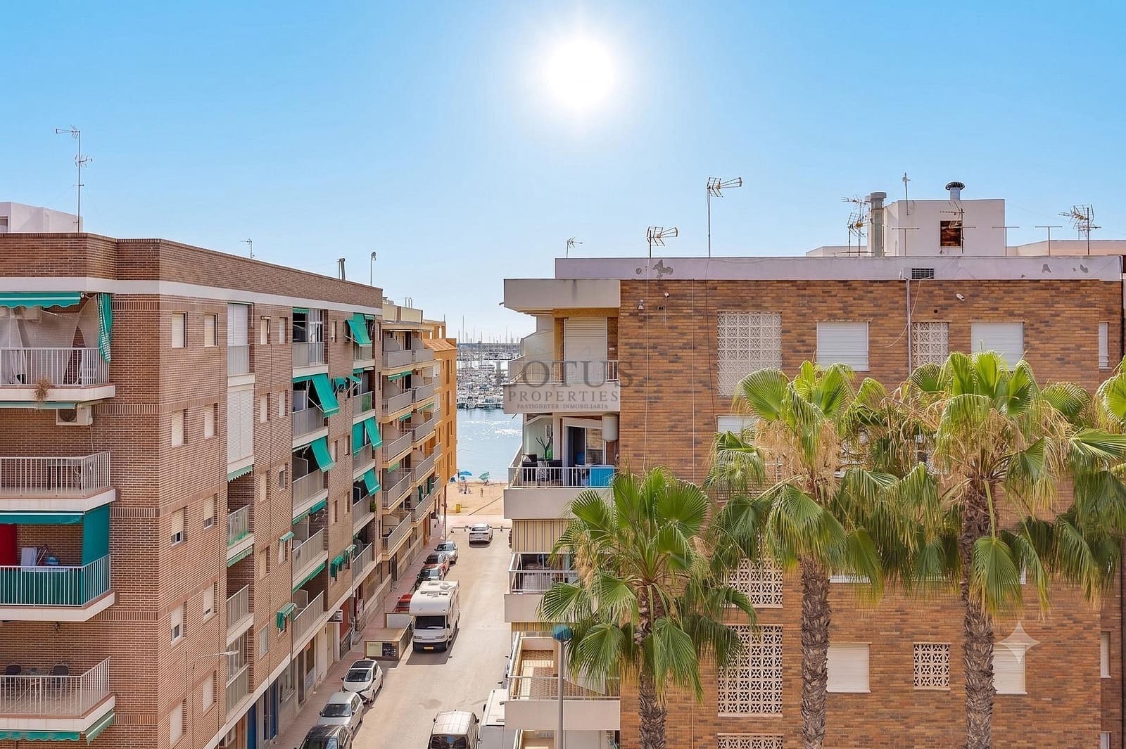 3 sovrum Takvåning till salu i Torrevieja med pool - 225 000 € (Ref: 10077315)