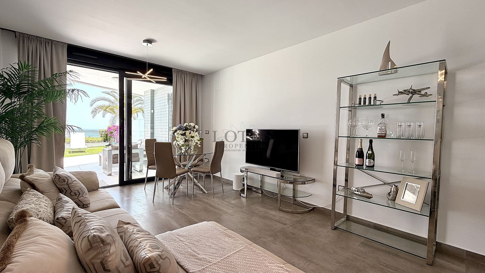 2 Zimmer Apartment zu verkaufen in Gran Alacant mit Pool Garage - 645.000 € (Ref: 10079034)