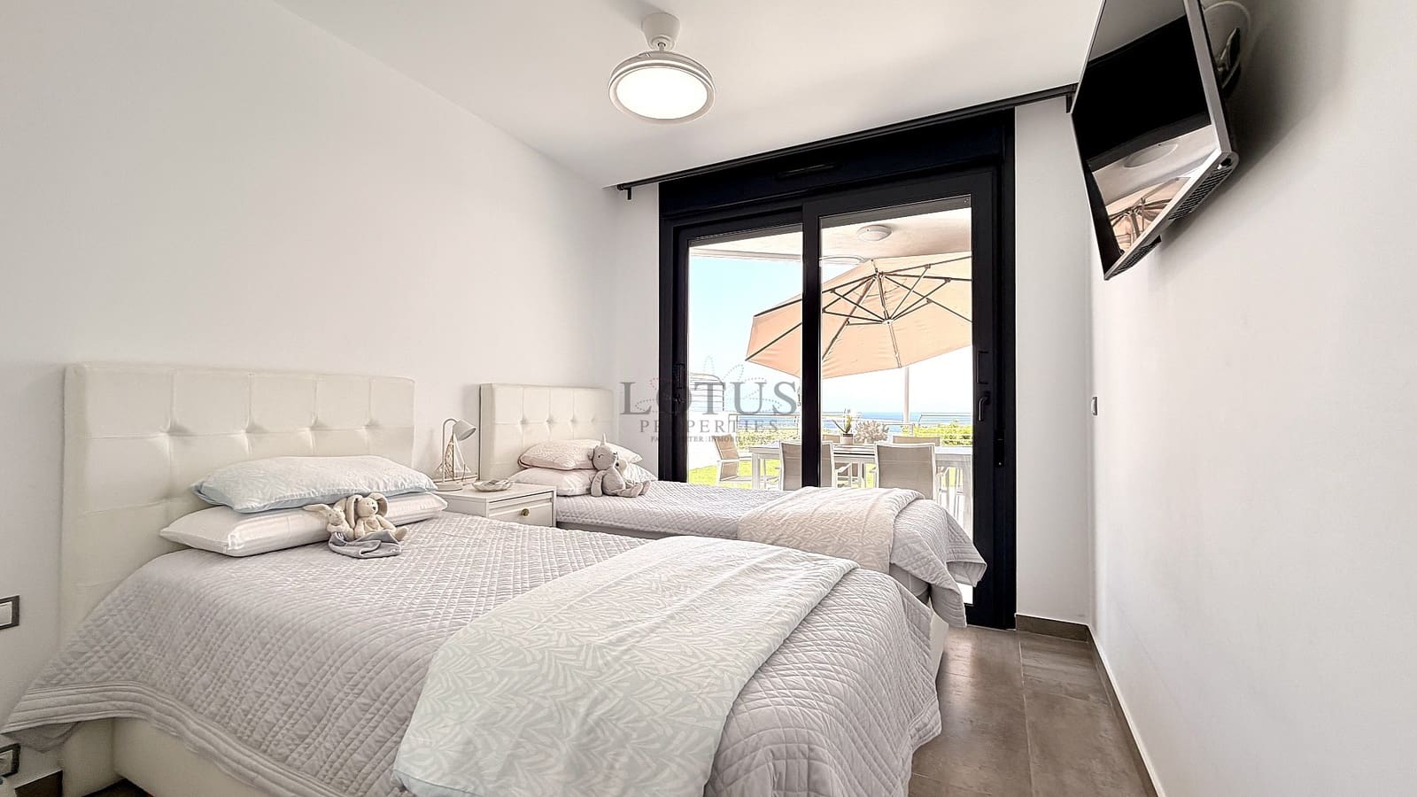 2 Zimmer Apartment zu verkaufen in Gran Alacant mit Pool Garage - 645.000 € (Ref: 10079034)
