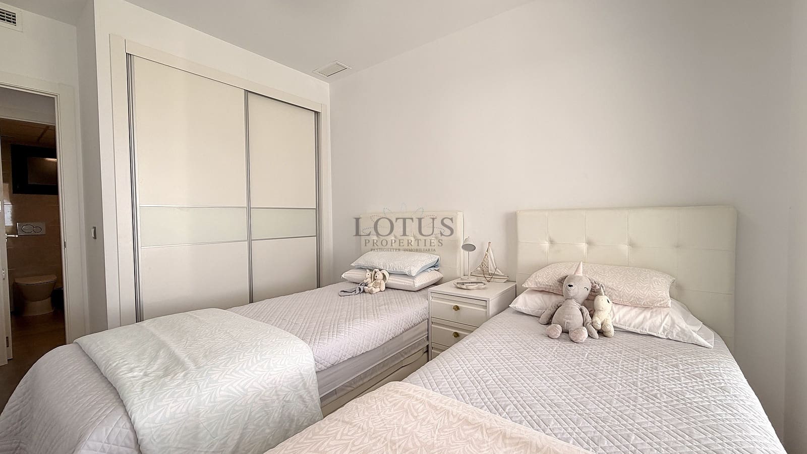 2 Zimmer Apartment zu verkaufen in Gran Alacant mit Pool Garage - 645.000 € (Ref: 10079034)