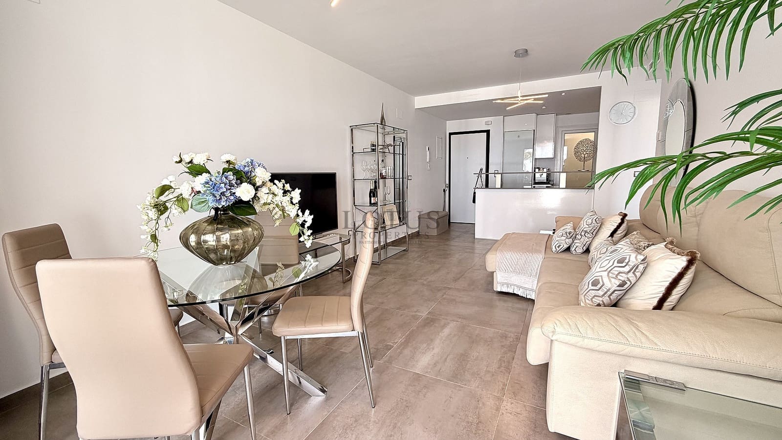 2 Zimmer Apartment zu verkaufen in Gran Alacant mit Pool Garage - 645.000 € (Ref: 10079034)