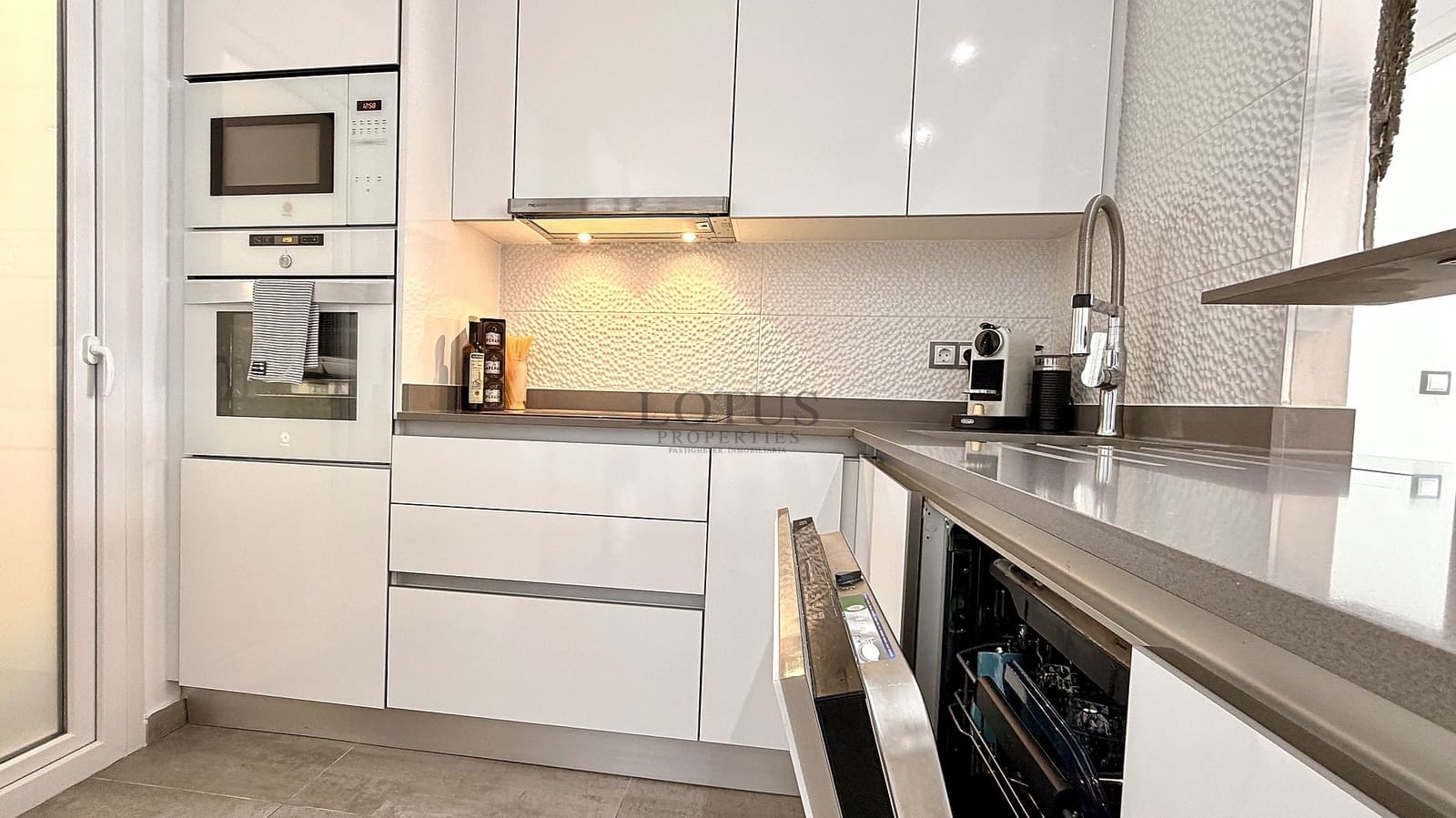2 Zimmer Apartment zu verkaufen in Gran Alacant mit Pool Garage - 645.000 € (Ref: 10079034)