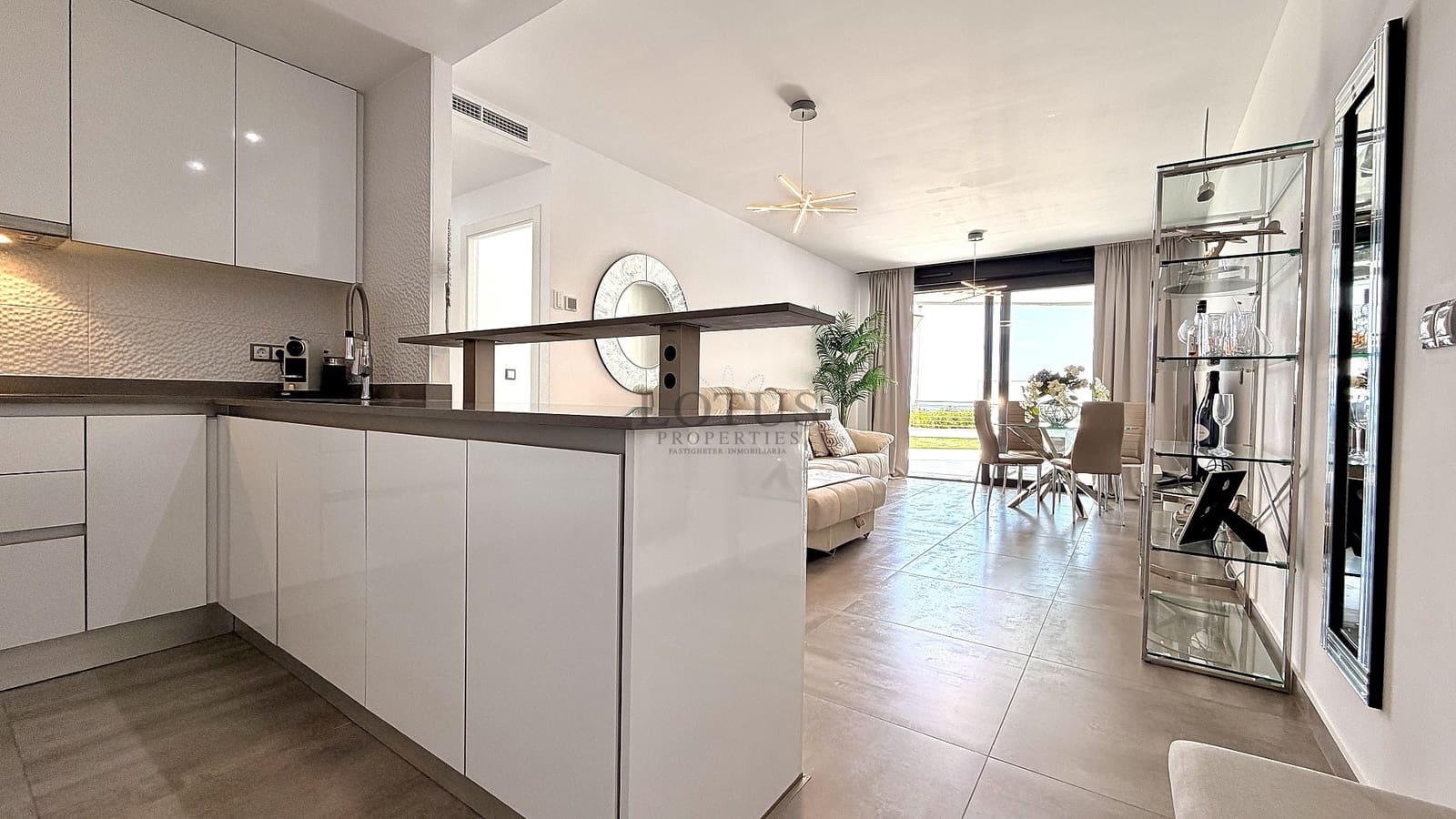 2 Zimmer Apartment zu verkaufen in Gran Alacant mit Pool Garage - 645.000 € (Ref: 10079034)