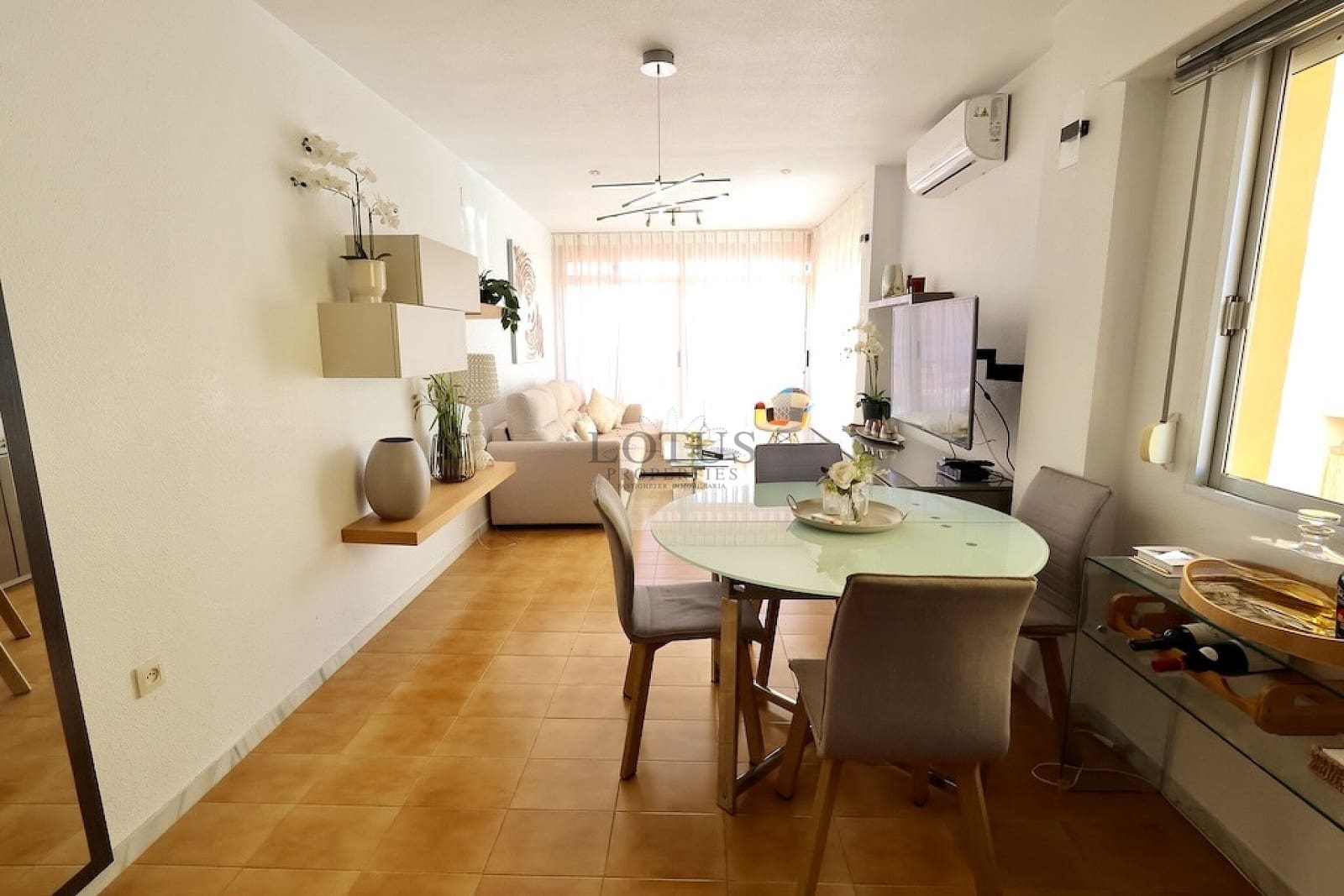 1 sovrum Lägenhet till salu i Torrevieja med pool - 145 000 € (Ref: 10080147)