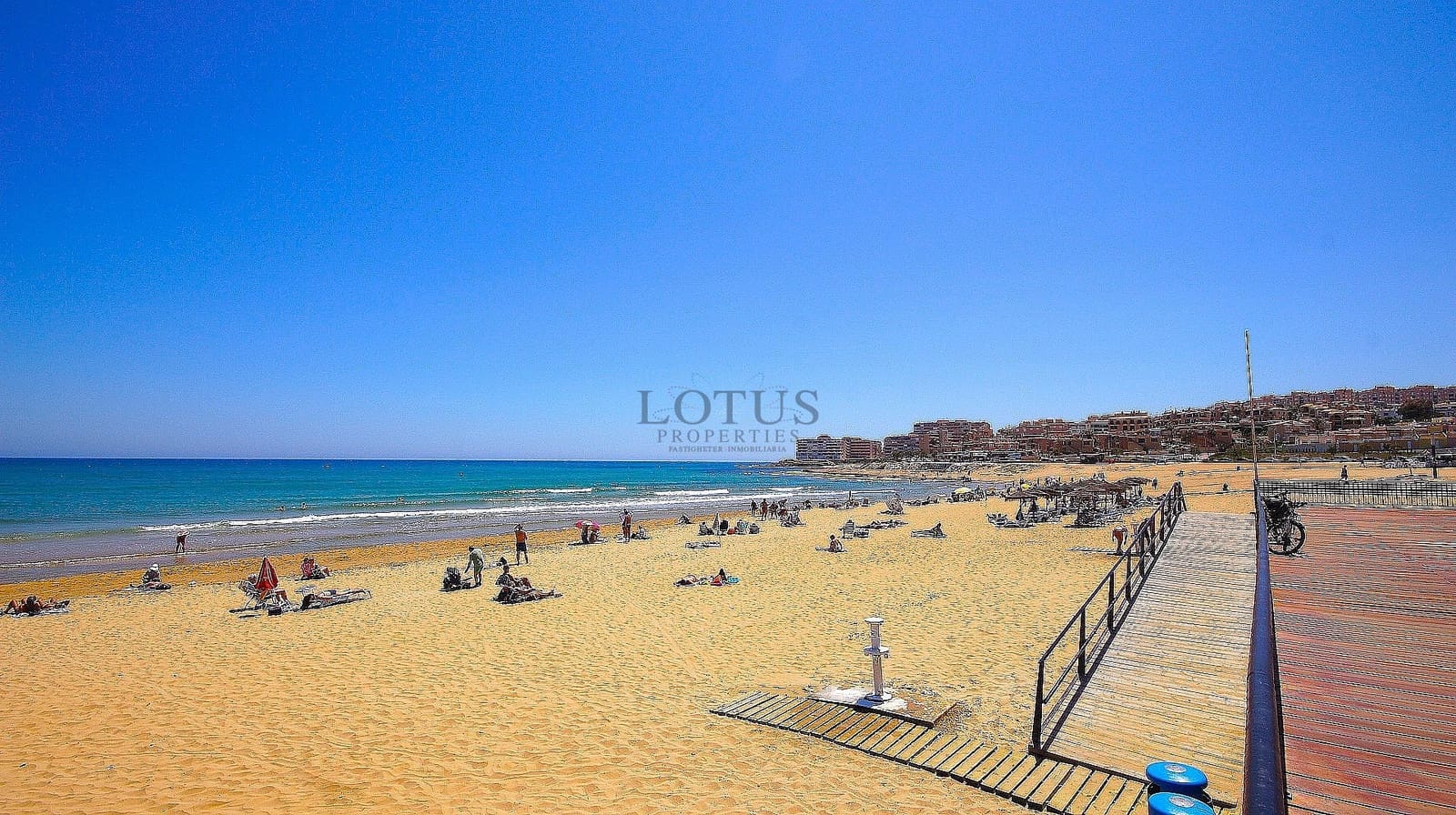 2 soveværelse Lejlighed til salg i Torrevieja med swimmingpool - € 159.990 (Ref: 10080279)