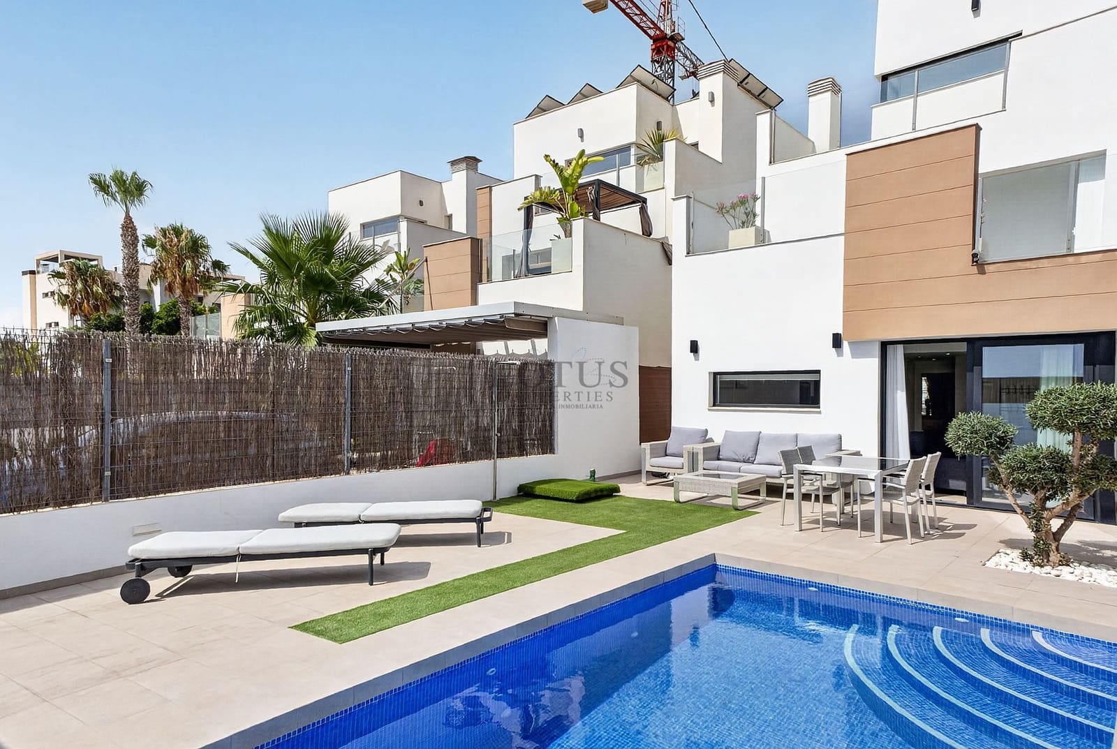 3 makuuhuone Huvila myytävänä paikassa Guardamar del Segura - 445 000 € (Ref: 10081593)
