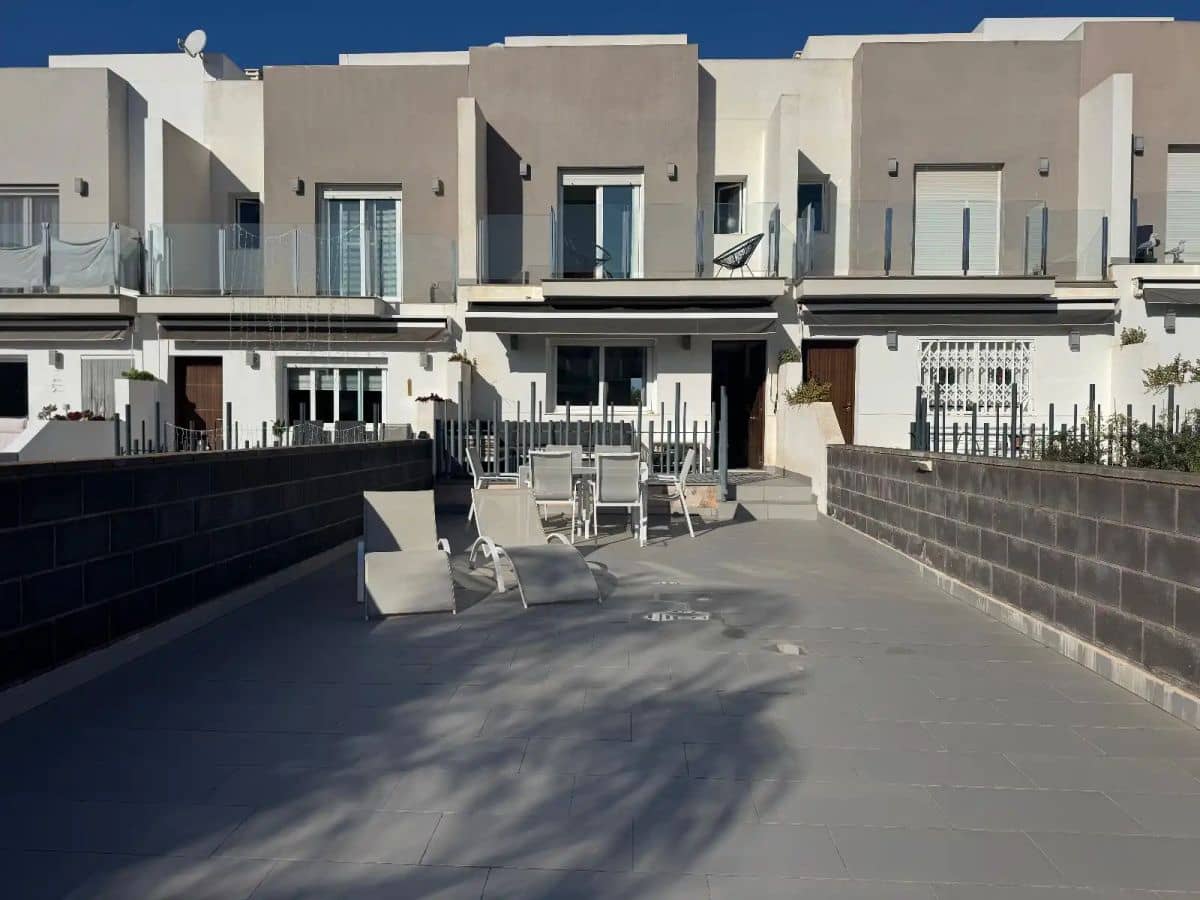 2 slaapkamer Huis te koop in Torrevieja met zwembad garage - € 298.000 (Ref: 10086763)
