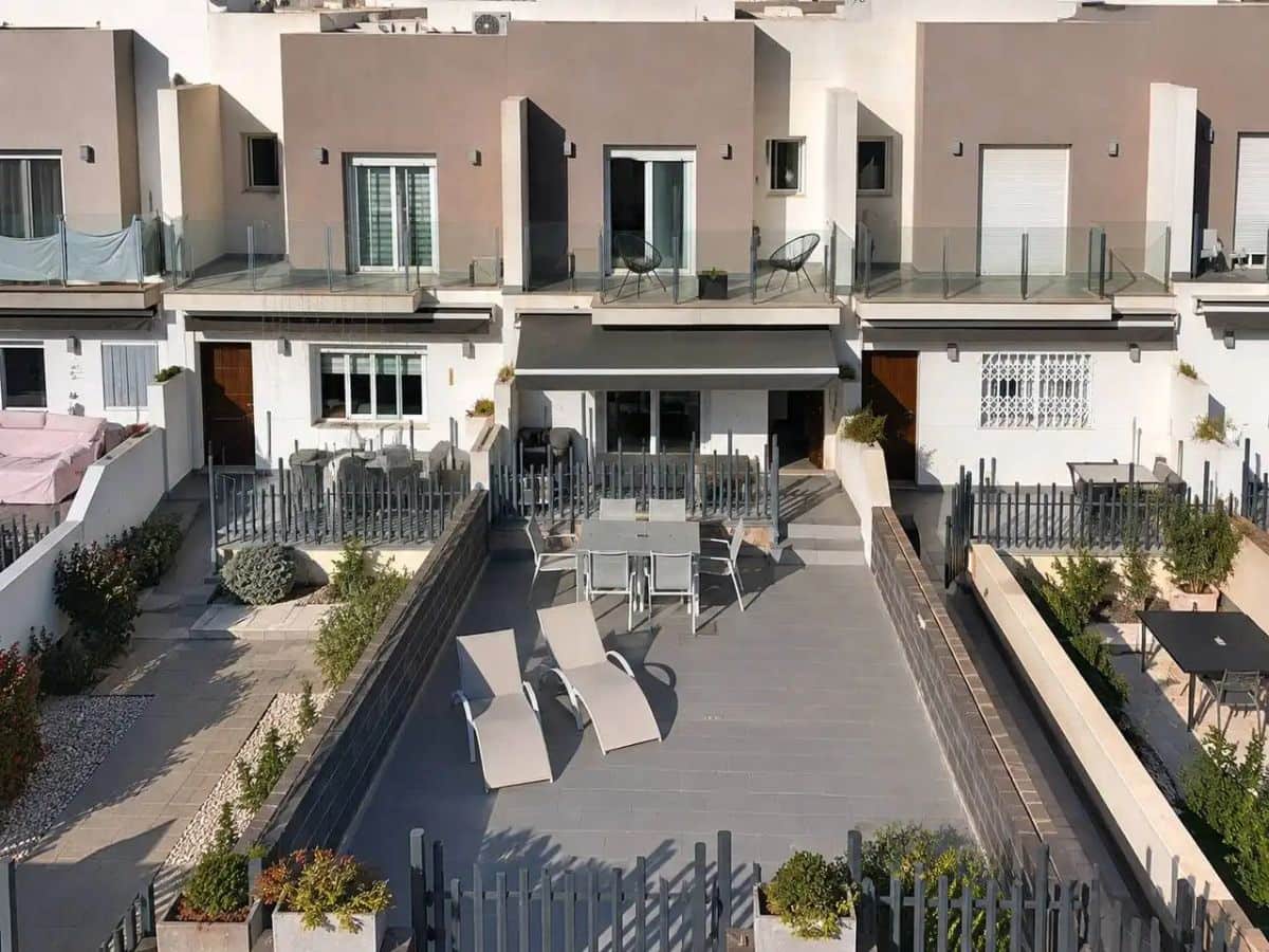 2 slaapkamer Huis te koop in Torrevieja met zwembad garage - € 298.000 (Ref: 10086763)