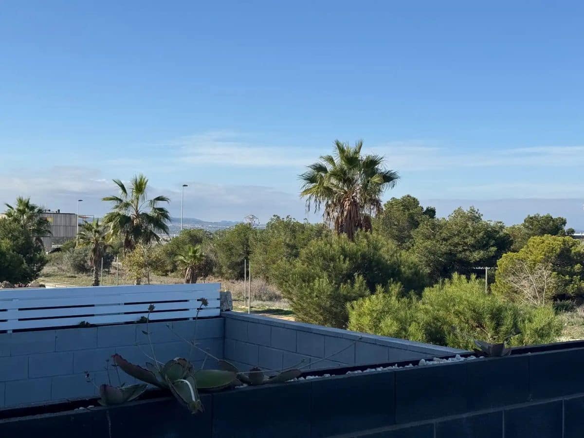 2 slaapkamer Huis te koop in Torrevieja met zwembad garage - € 298.000 (Ref: 10086763)