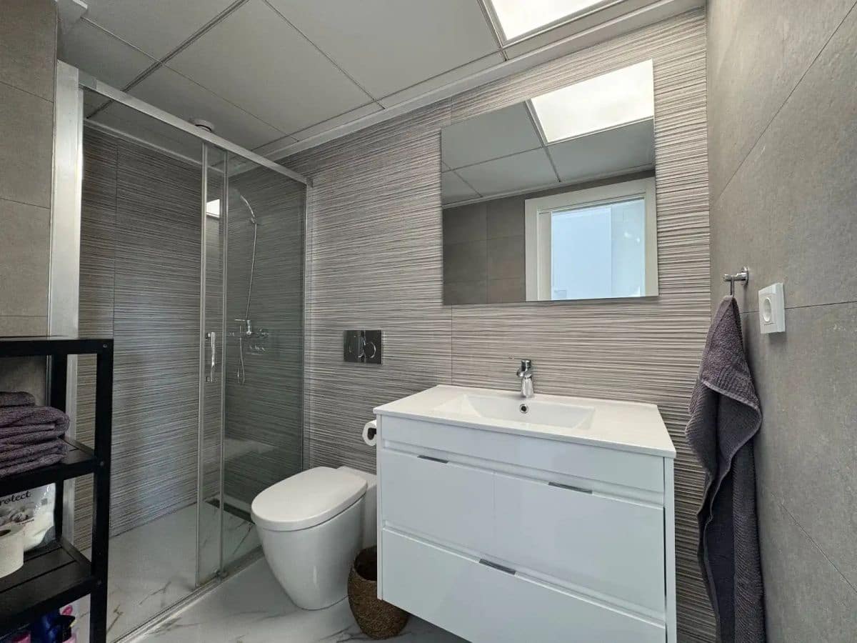 2 slaapkamer Huis te koop in Torrevieja met zwembad garage - € 298.000 (Ref: 10086763)