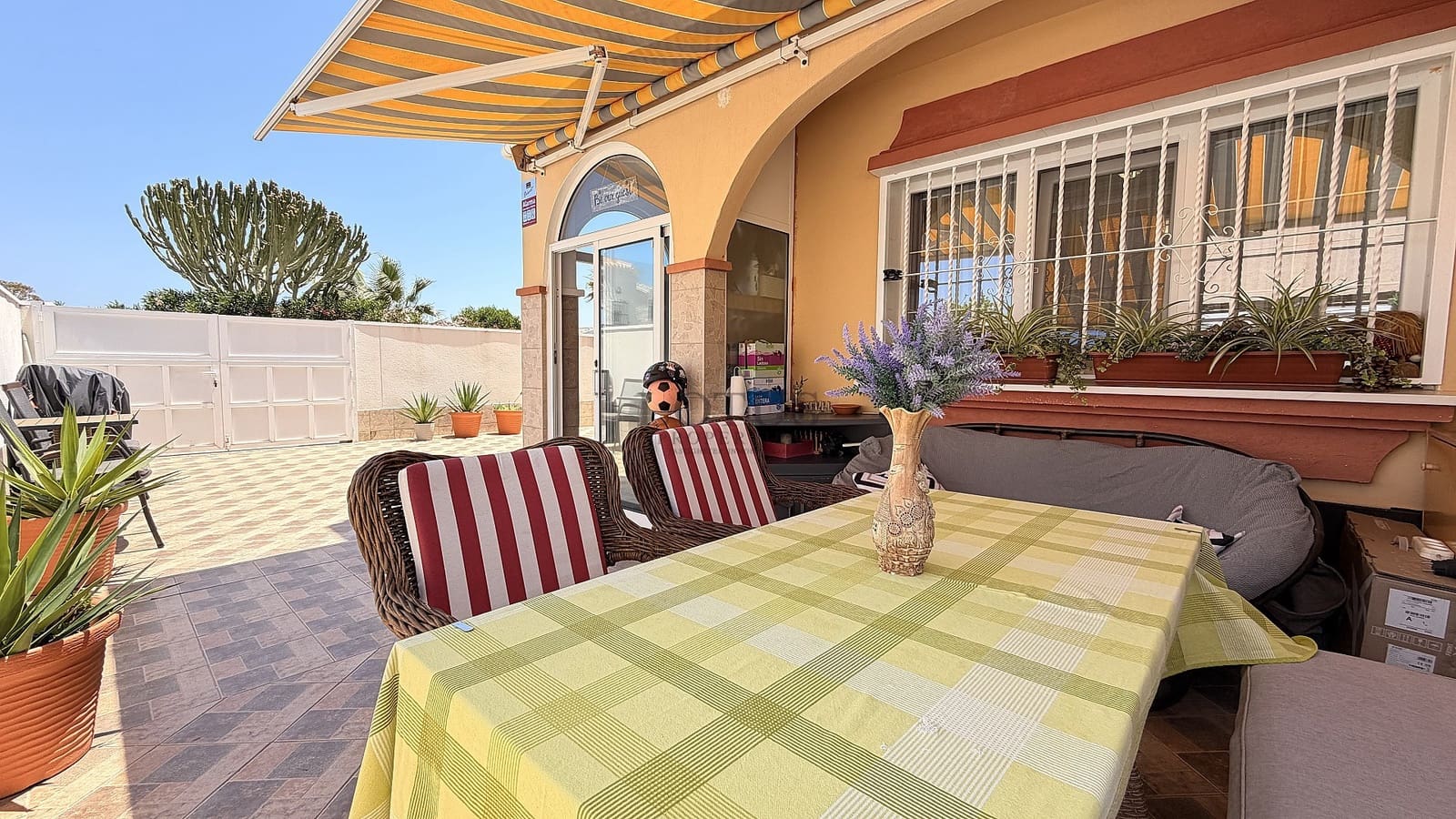 3 chambre Maison de Ville à vendre à Orihuela Costa avec piscine garage - 199 900 € (Ref: 10094076)
