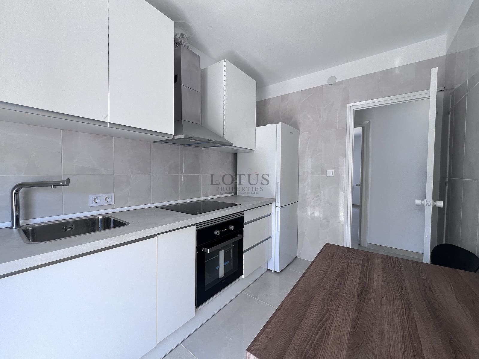 3 slaapkamer Villa te koop in La Mata met zwembad garage - € 695.000 (Ref: 10098626)