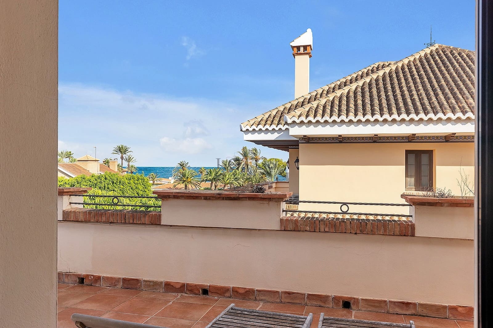 7 makuuhuone Huvila myytävänä paikassa Torrevieja mukana uima-altaan 
autotalli - 2 250 000 € (Ref: 10099574)