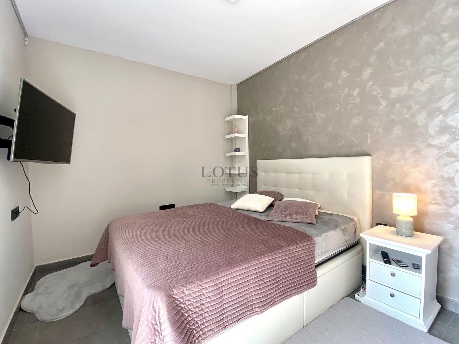 2 quarto Bungalow para venda em Orihuela Costa com piscina - 320 000 € (Ref: 10117522)