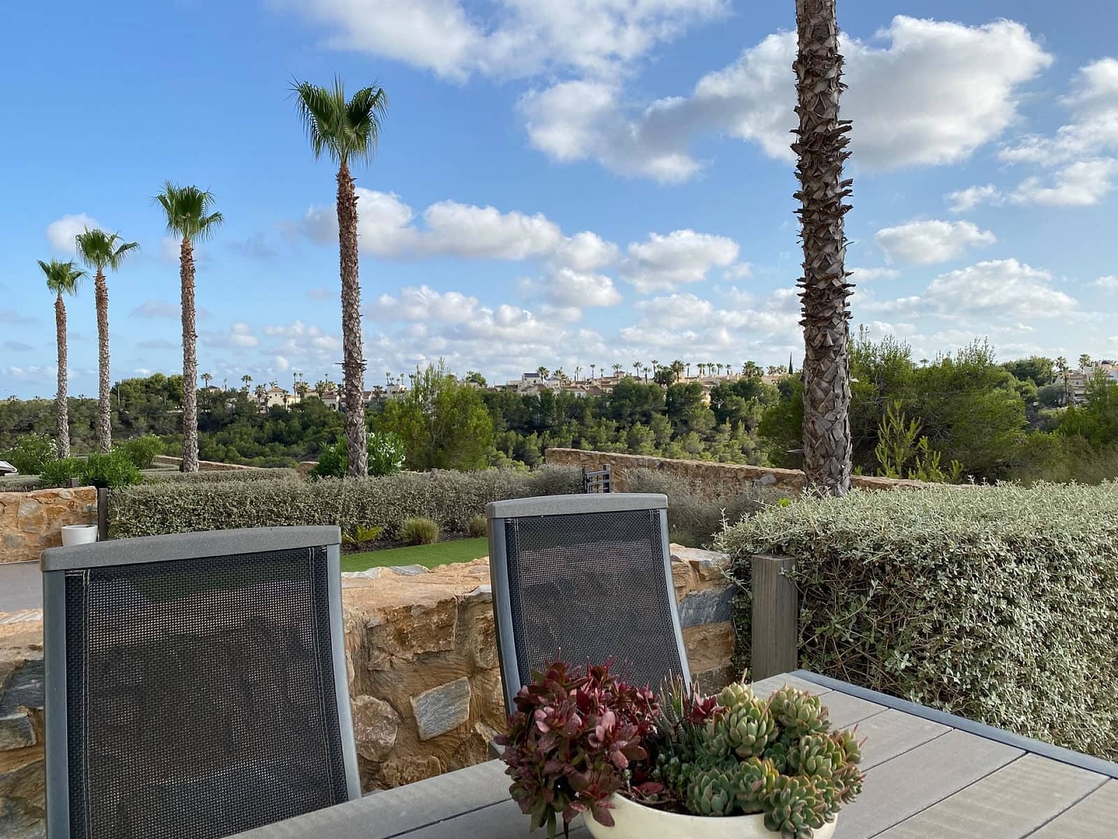 2 quarto Bungalow para venda em Orihuela Costa com piscina - 320 000 € (Ref: 10117522)
