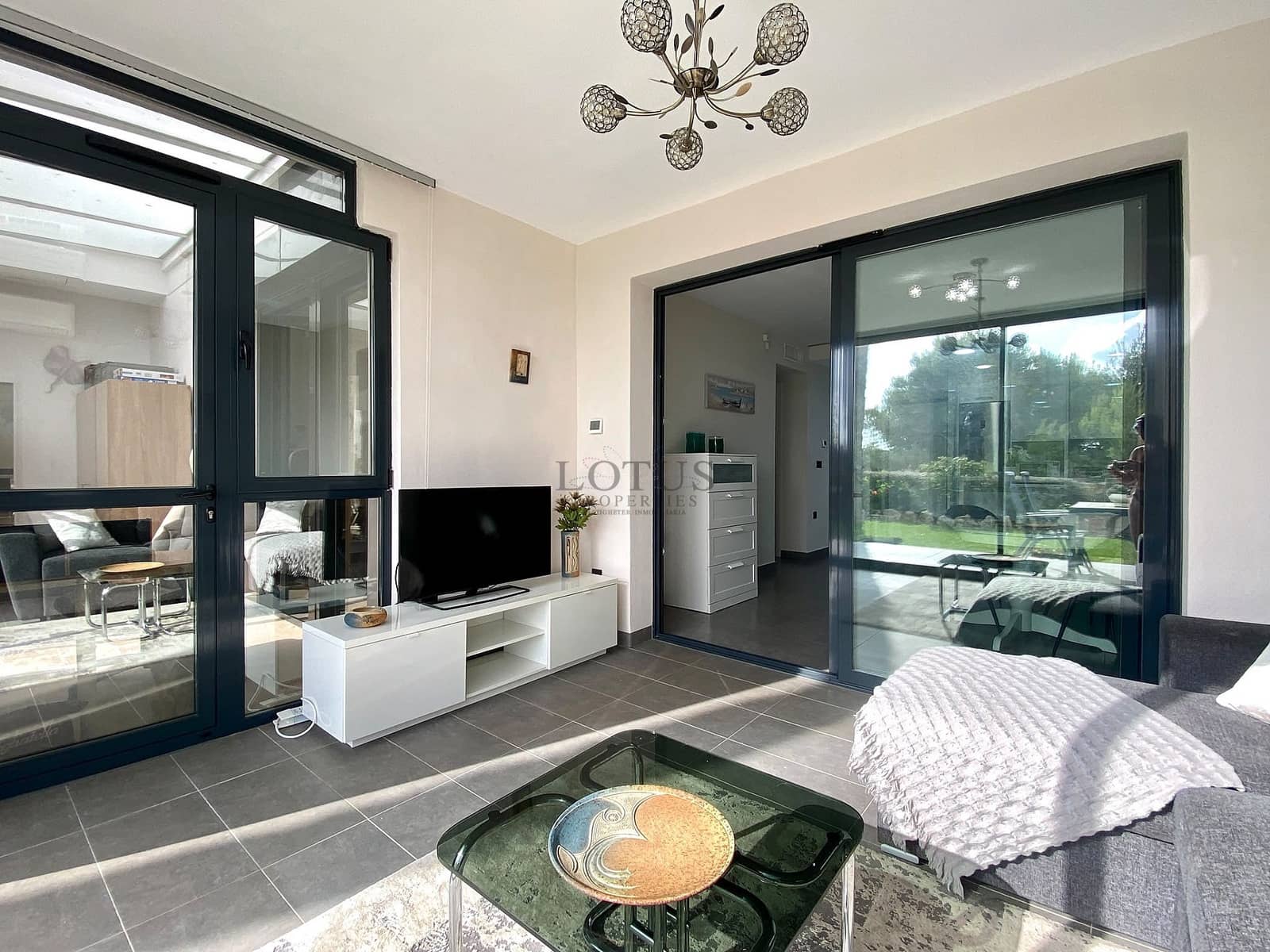 2 quarto Bungalow para venda em Orihuela Costa com piscina - 320 000 € (Ref: 10117522)