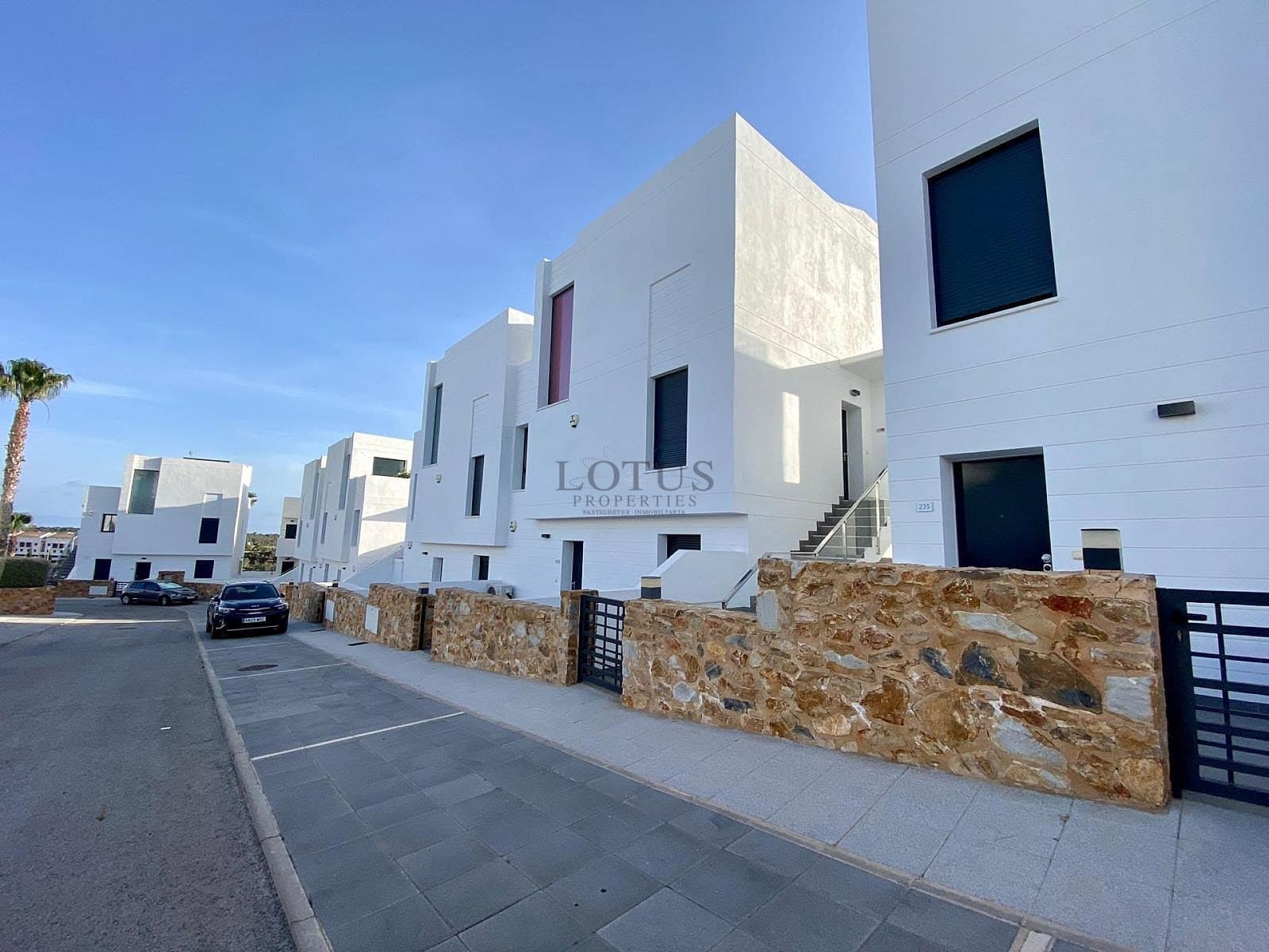 2 quarto Bungalow para venda em Orihuela Costa com piscina - 320 000 € (Ref: 10117522)