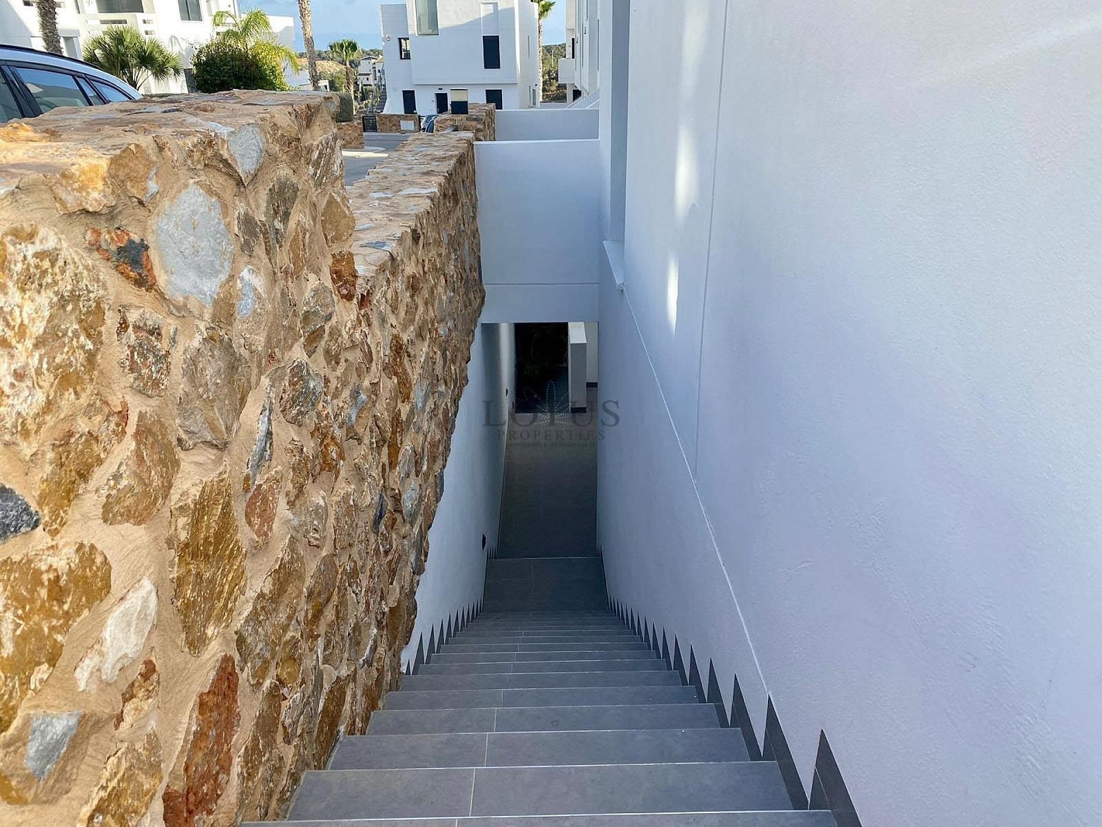 2 quarto Bungalow para venda em Orihuela Costa com piscina - 320 000 € (Ref: 10117522)