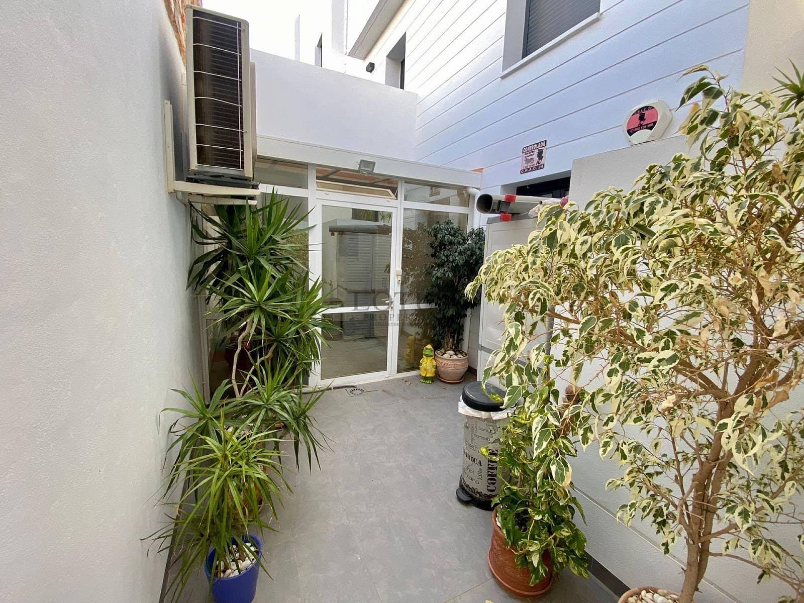 2 quarto Bungalow para venda em Orihuela Costa com piscina - 320 000 € (Ref: 10117522)