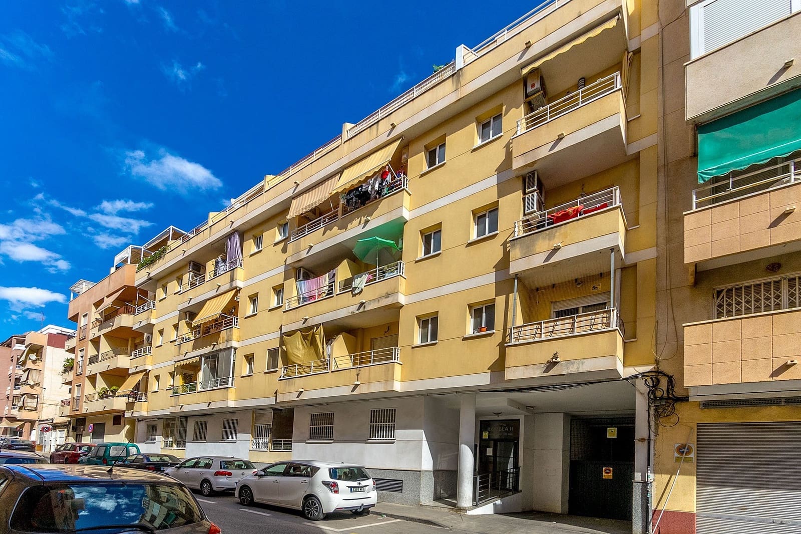 2 bedroom Apartment for sale in El Molino, Torrevieja with pool garage