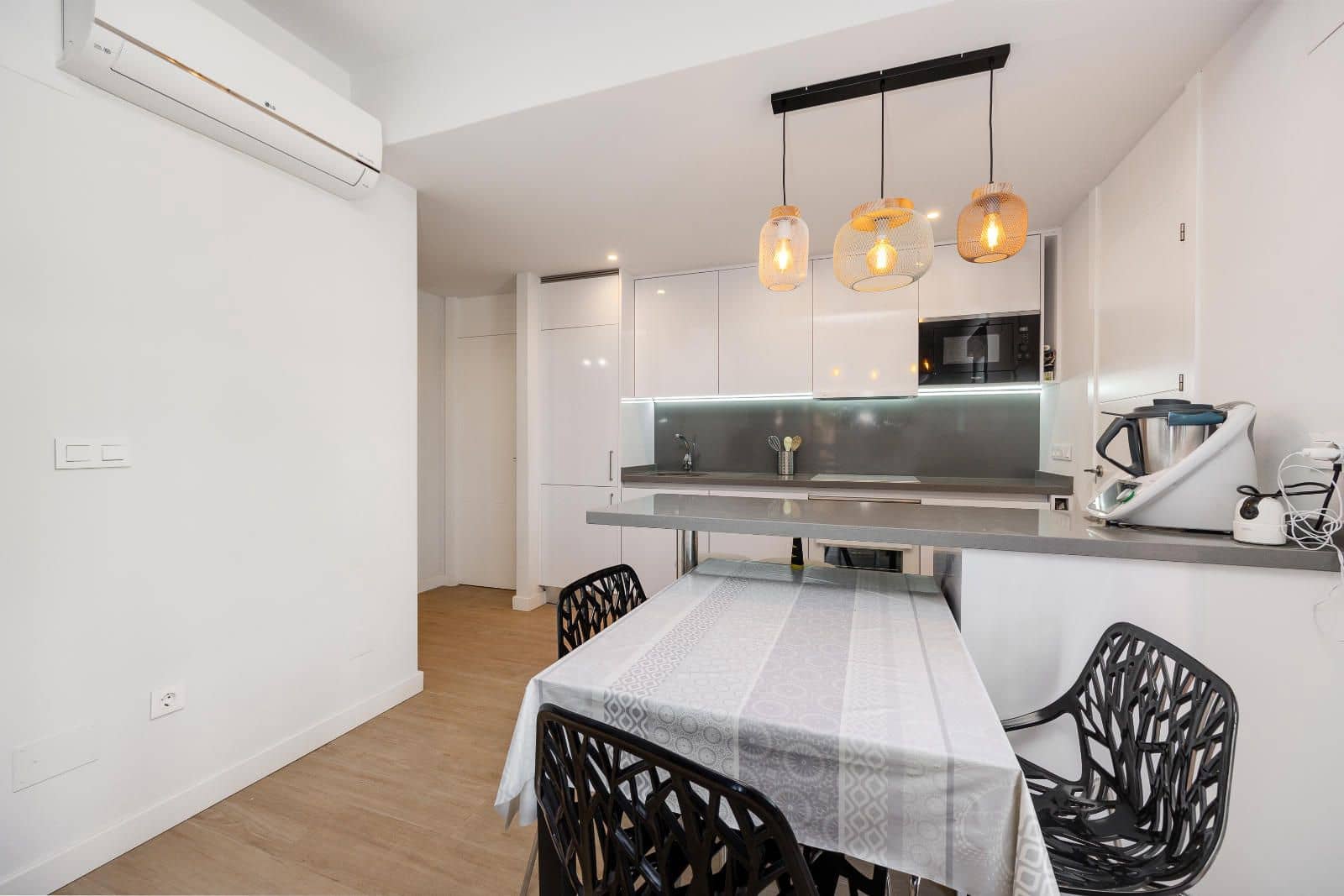 2 bedroom Apartment for sale in Algorfa with pool garage - € 285,000 (Ref: 9340683)