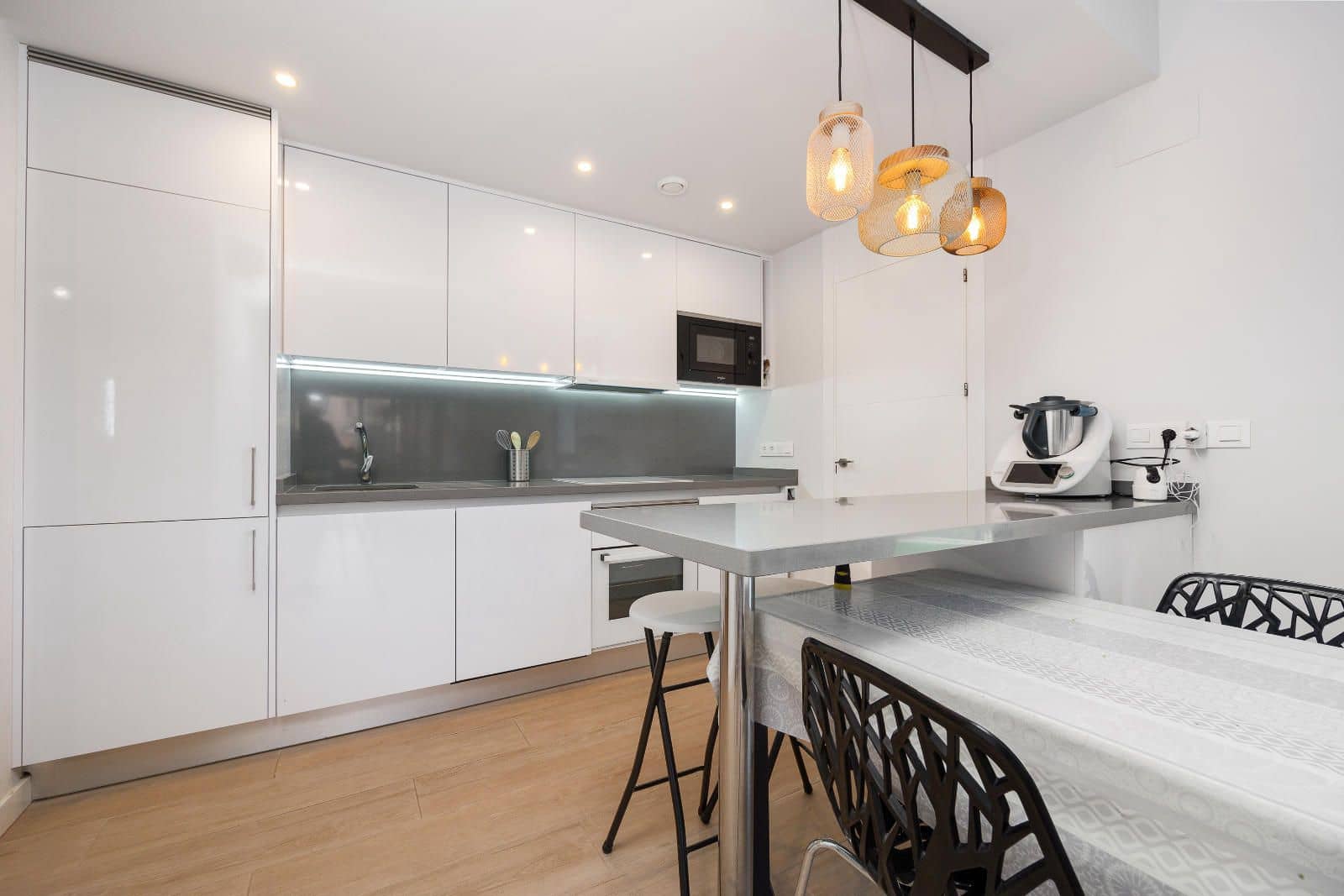 2 bedroom Apartment for sale in Algorfa with pool garage - € 285,000 (Ref: 9340683)