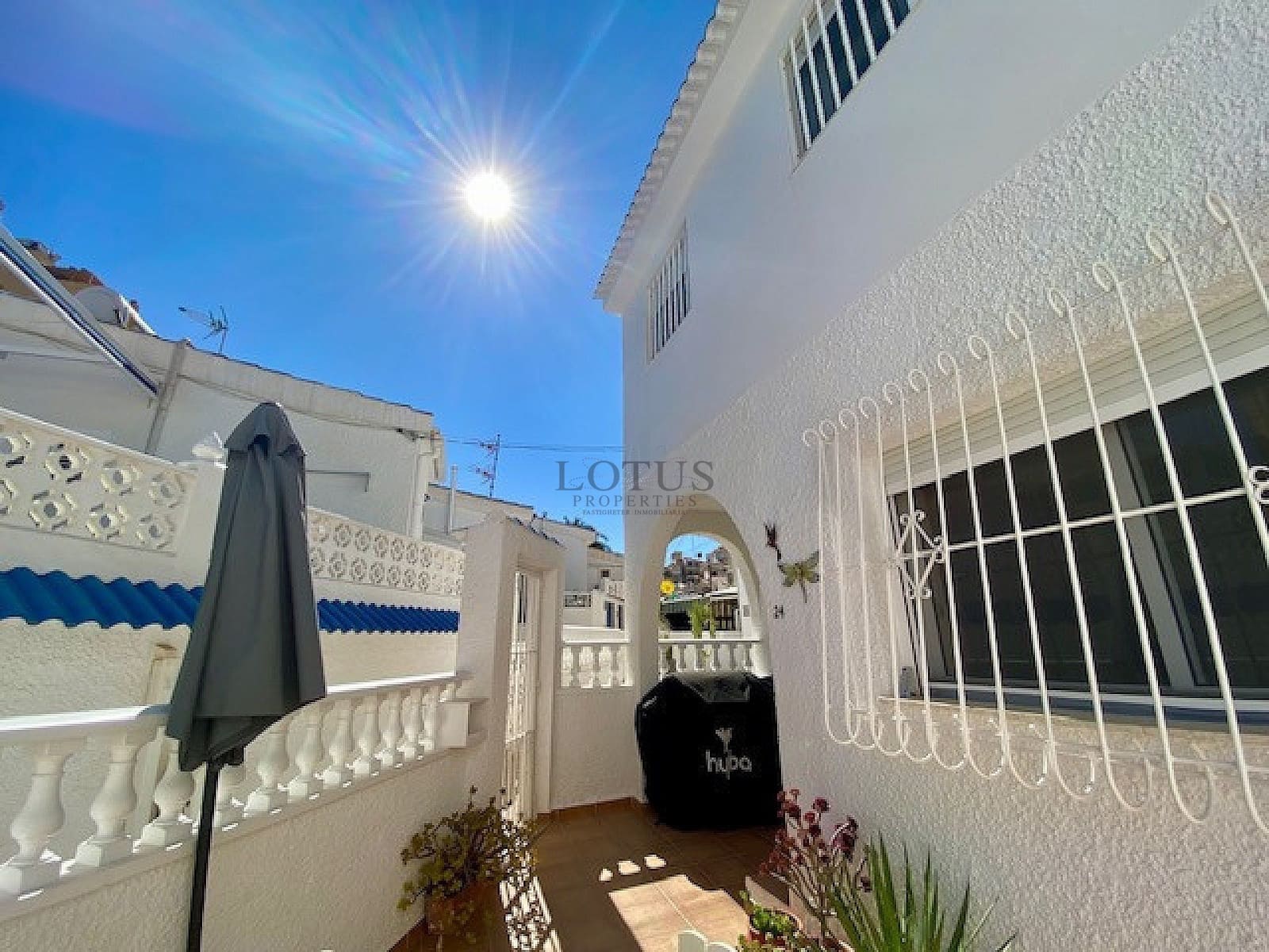 2 slaapkamer Appartement te koop in Torrevieja met zwembad - € 129.900 (Ref: 9345181)