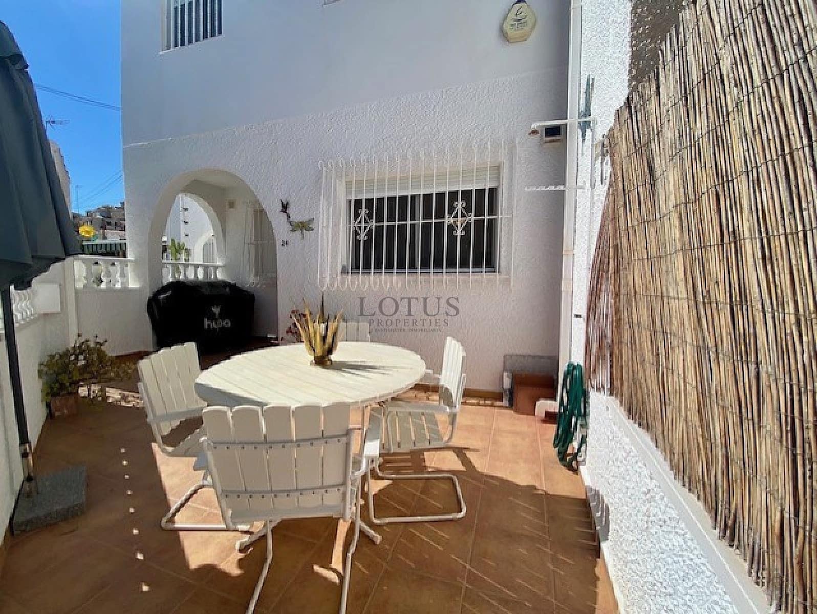 2 slaapkamer Appartement te koop in Torrevieja met zwembad - € 129.900 (Ref: 9345181)