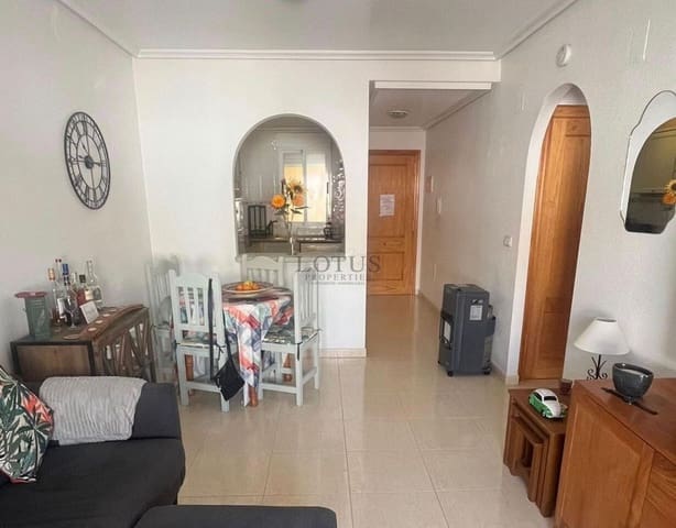 2 bedroom Apartment for sale in Algorfa with pool - € 120,000 (Ref: 9357527)