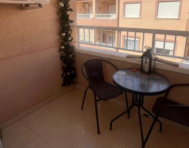 2 bedroom Apartment for sale in Algorfa with pool - € 120,000 (Ref: 9357527)