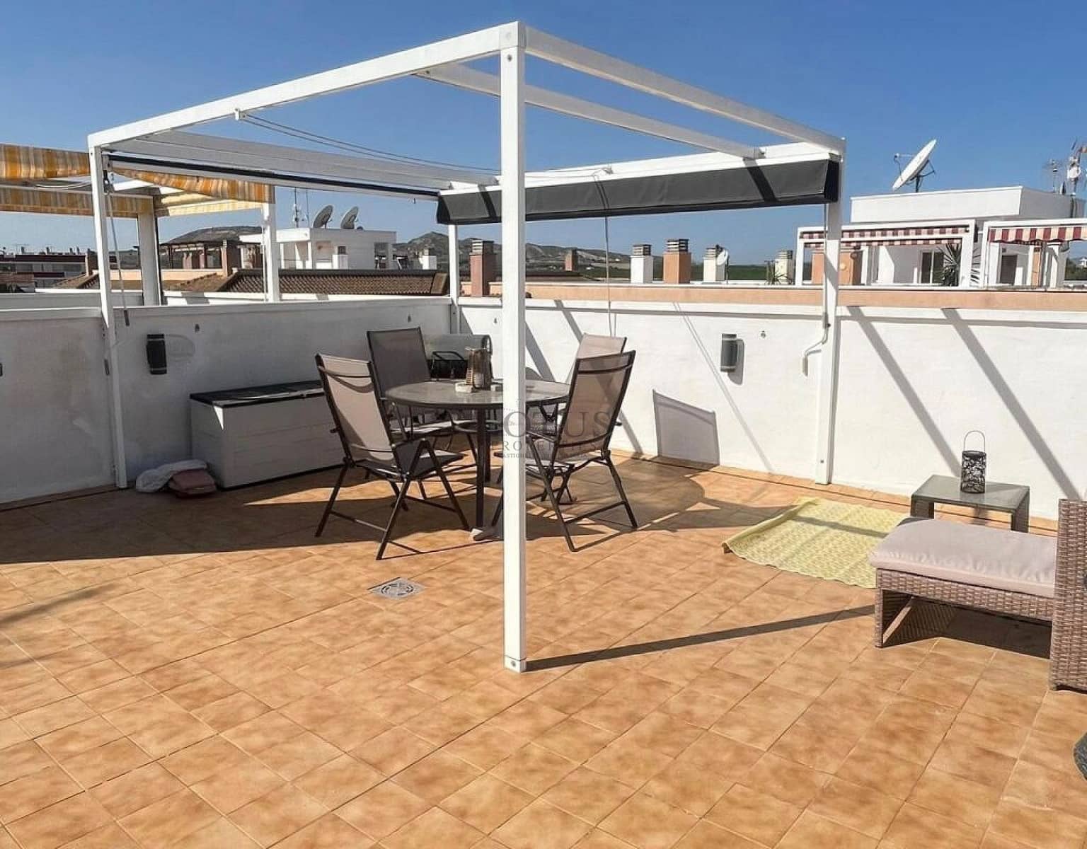 2 bedroom Apartment for sale in Algorfa with pool - € 120,000 (Ref: 9357527)